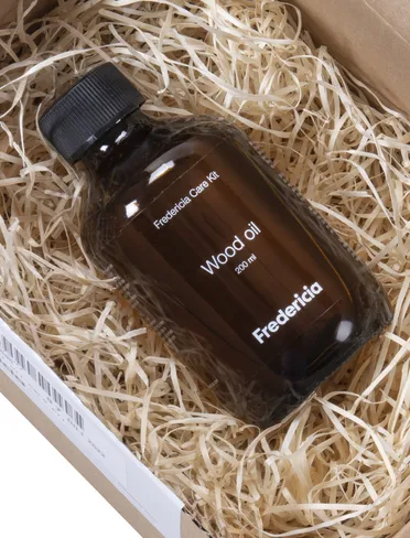 Zestaw do pielęgnacji mebli drewnianych Fredericia, Dąb i drewno orzecha włoskiego Fredericia Furniture