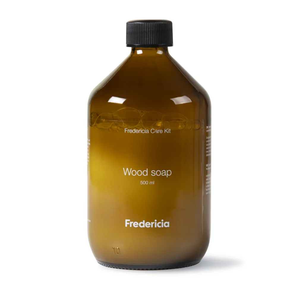 Zestaw do pielęgnacji mebli drewnianych Fredericia, Drewno natłuszczane mydłem Fredericia Furniture