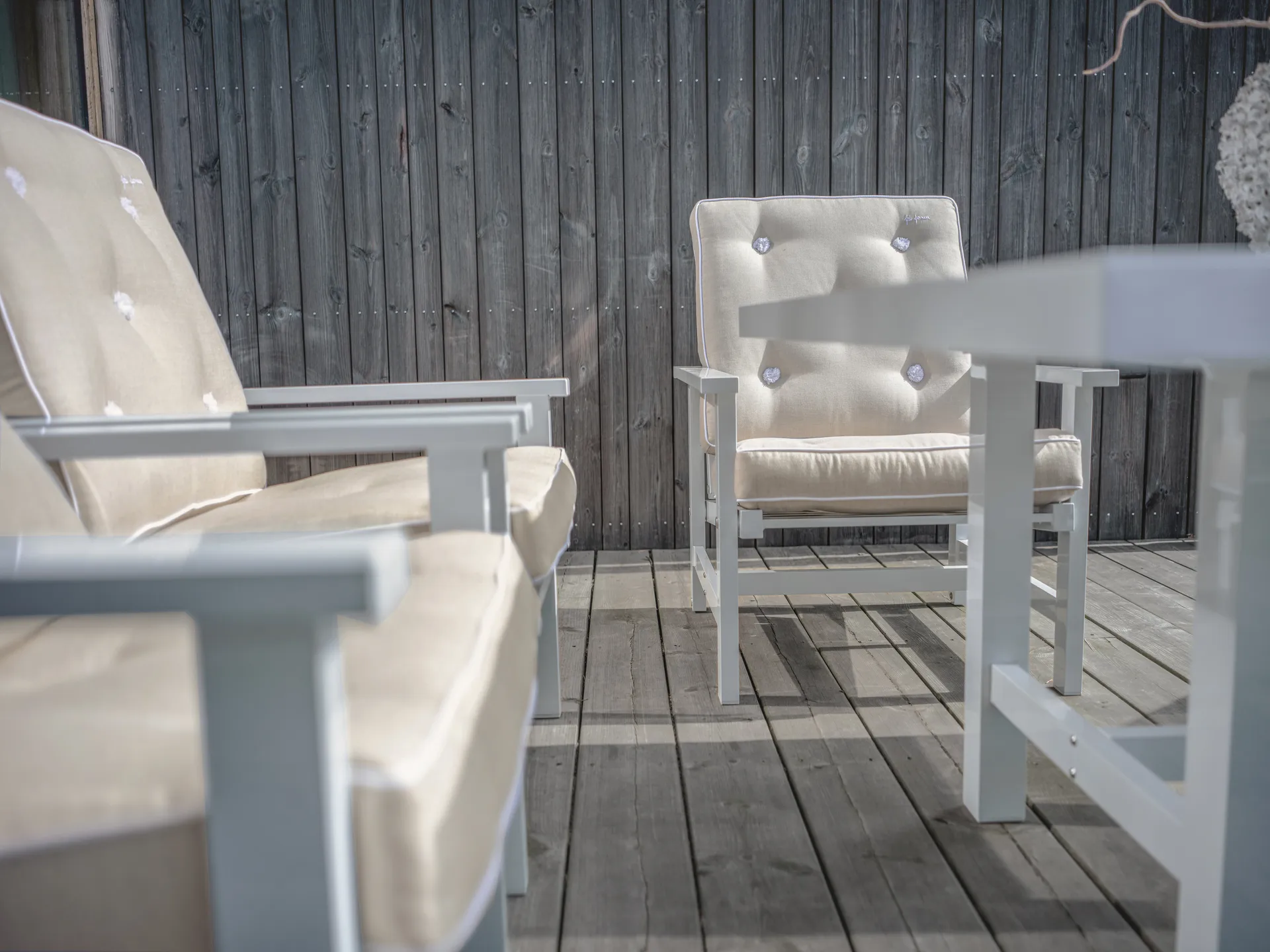 Fotel 05, White Fri Form