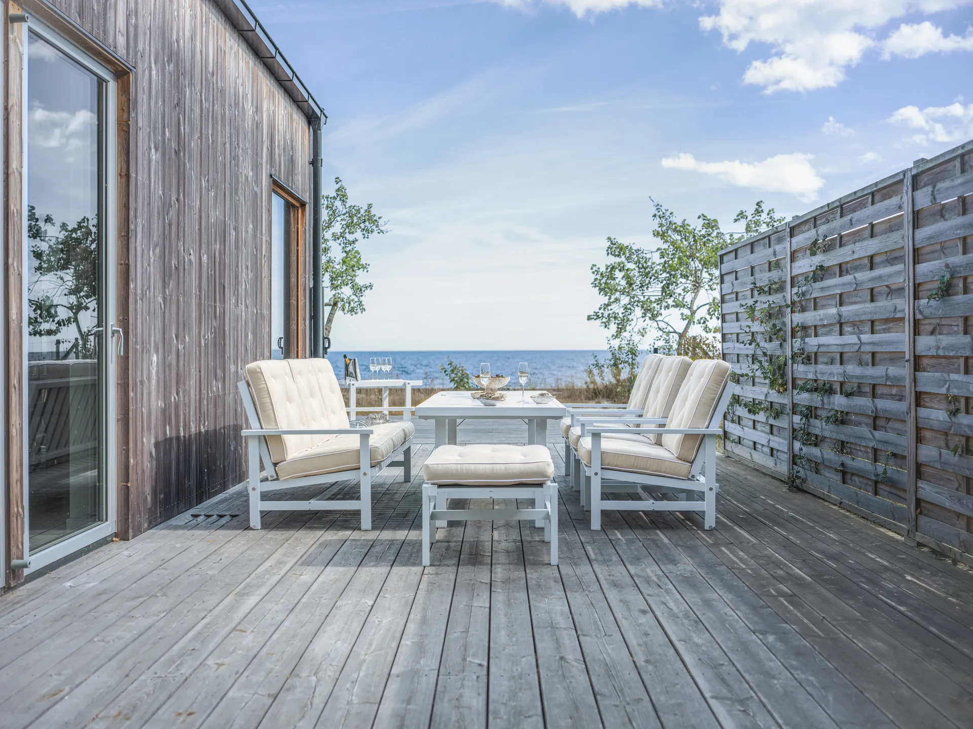 Stół 62, White, 142x80x72 cm Fri Form