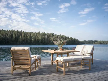 Stół 65 - Teak, 128×120×68 cm - Fri Form