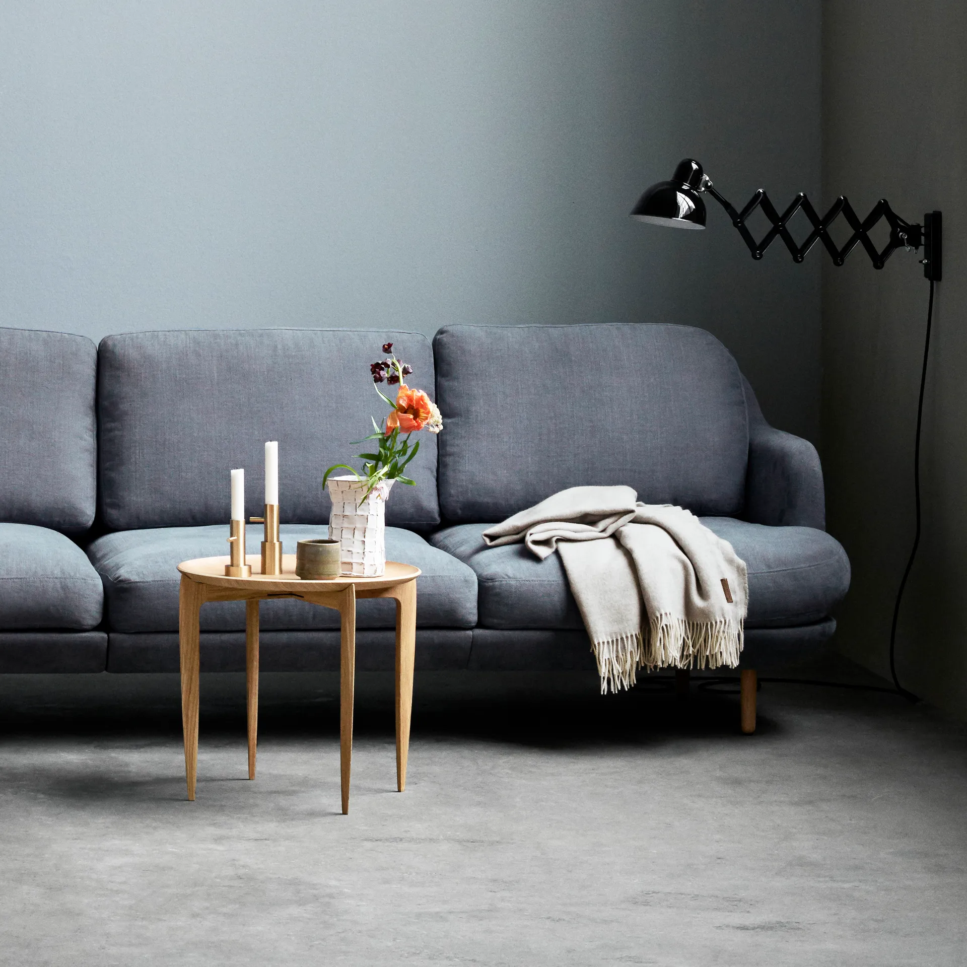 Foldable Tray Table Ø 45 cm, Dąb Fritz Hansen