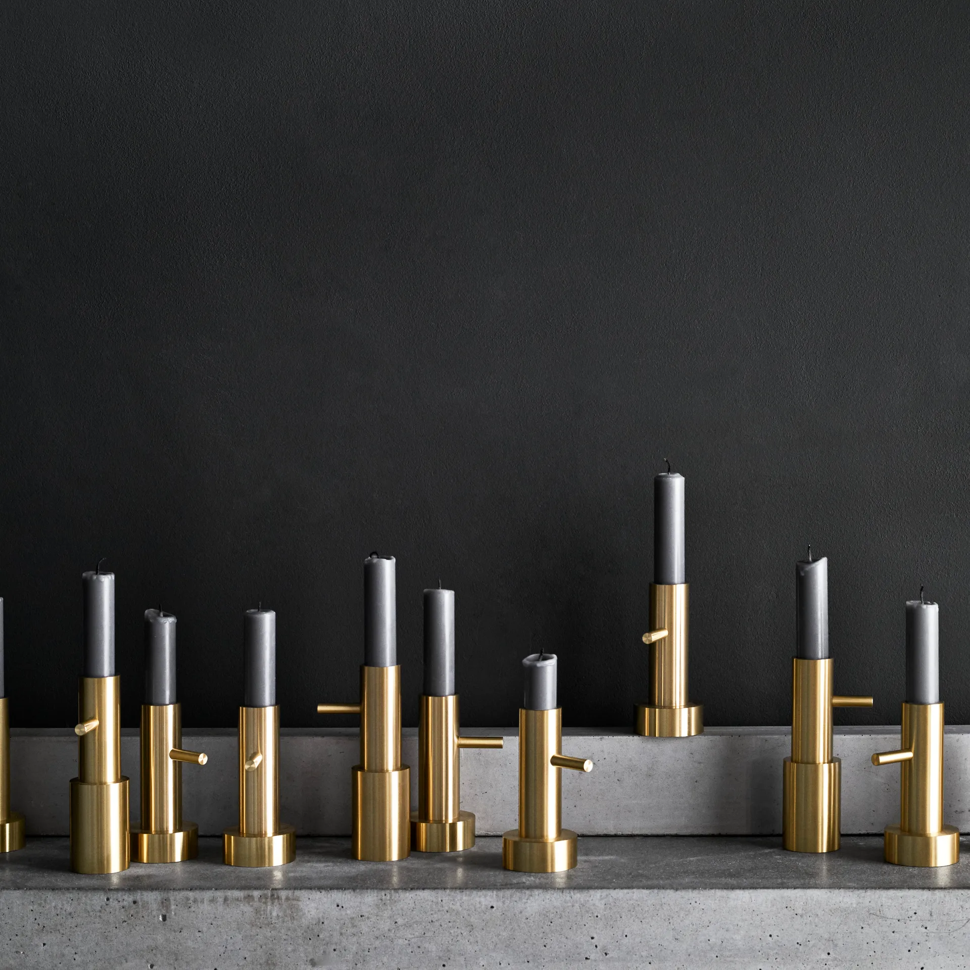 Jaime Hayon Pojedynczy świecznik z mosiądzu, #2 Fritz Hansen