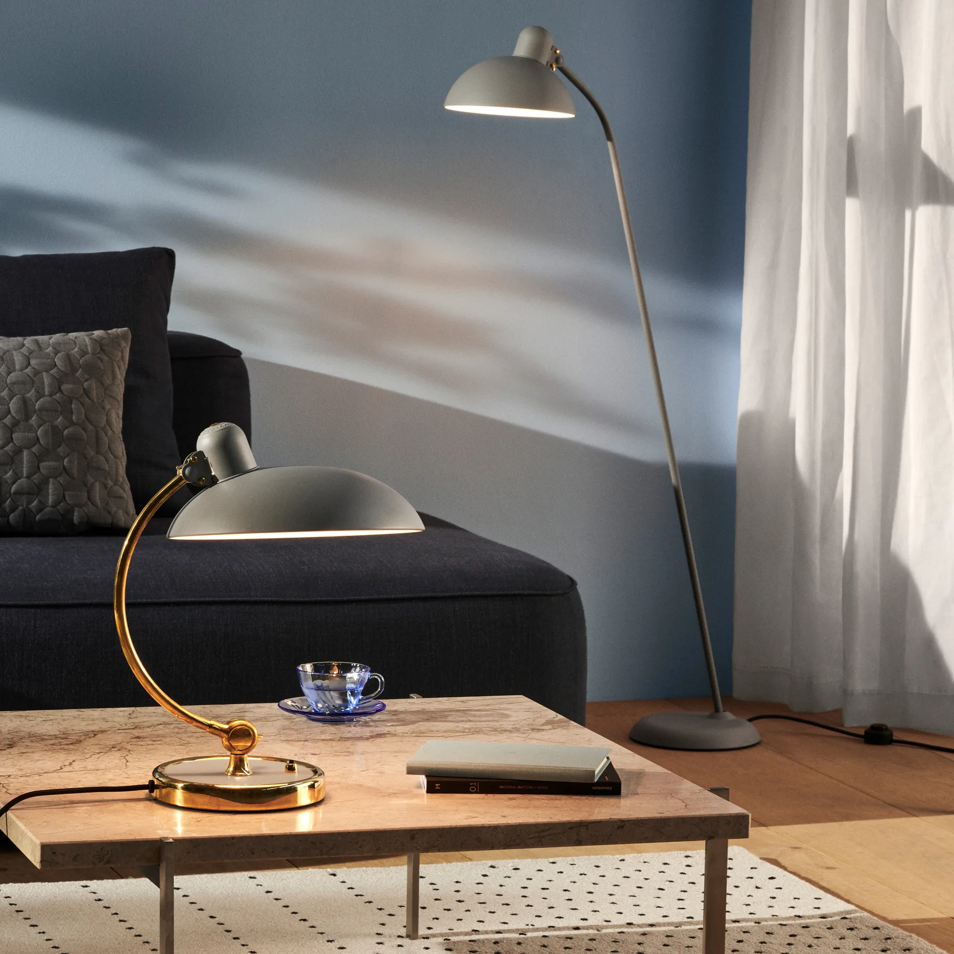 Lampa podłogowa Kaiser Idell 6556-F, Easy grey Fritz Hansen