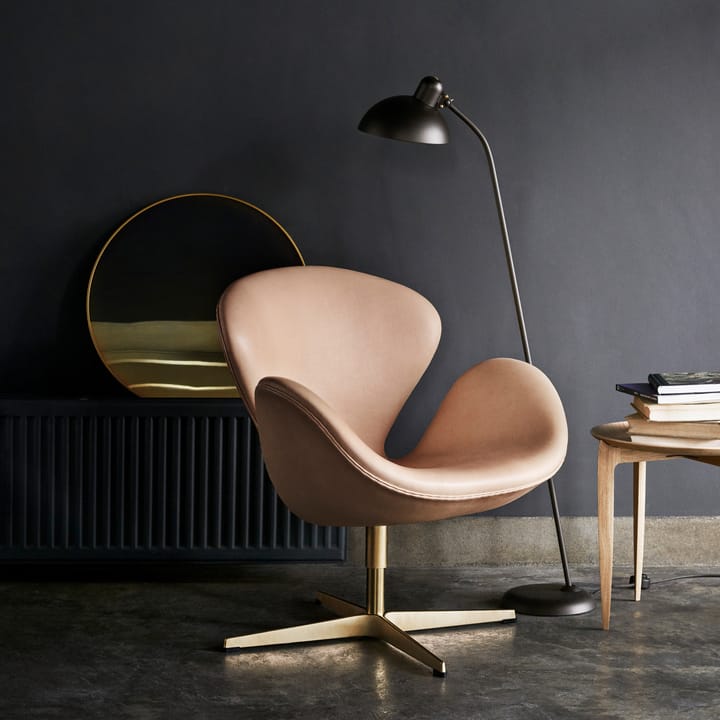 Lampa podłogowa Kaiser Idell 6556-F, Matt black Fritz Hansen