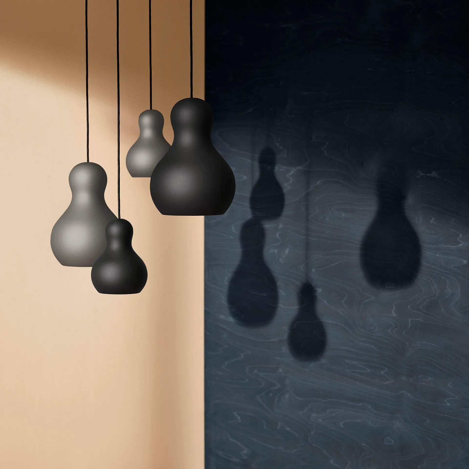 Lampa wisząca Calabash P1 matowa, Black meteor Fritz Hansen