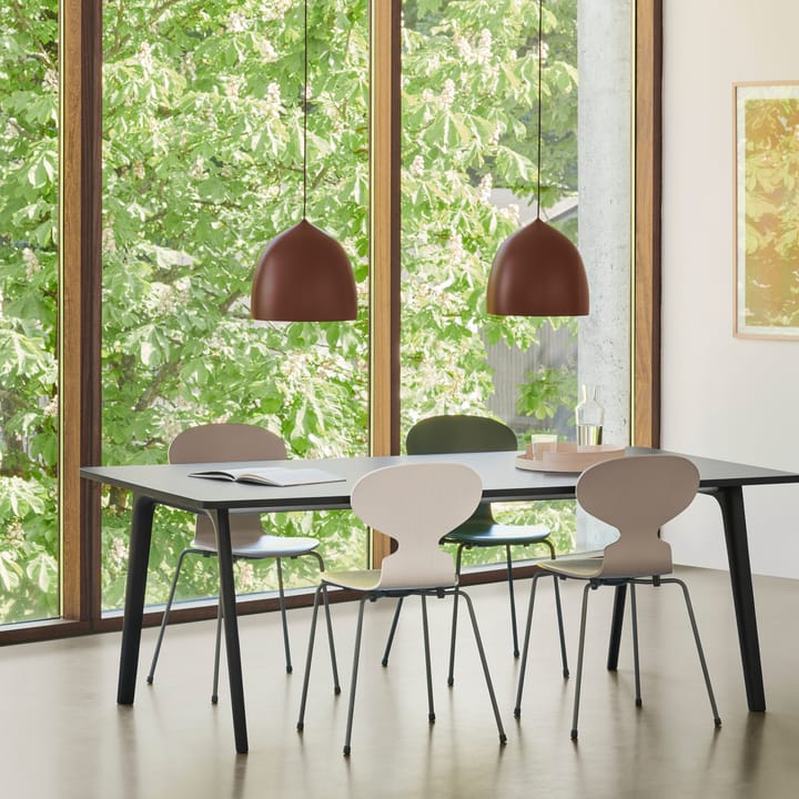 Suspence P1.5 lampa wisząca, Powder burgundy Fritz Hansen