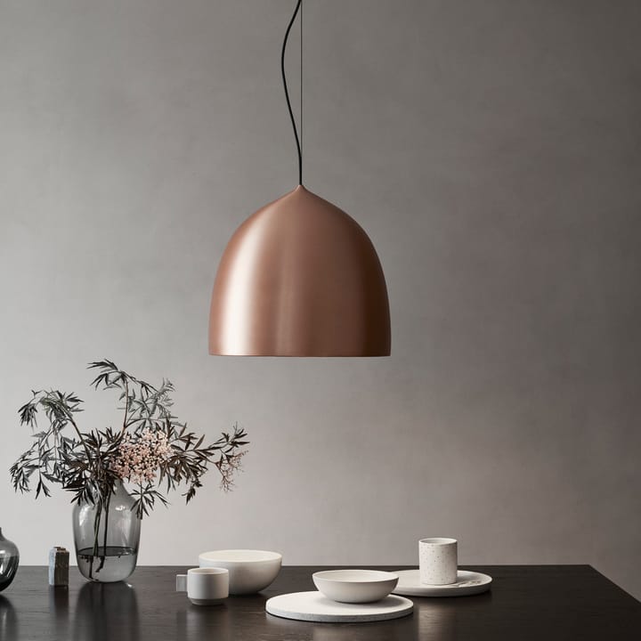 Suspence P2 lampa wisząca, mosiądz Fritz Hansen