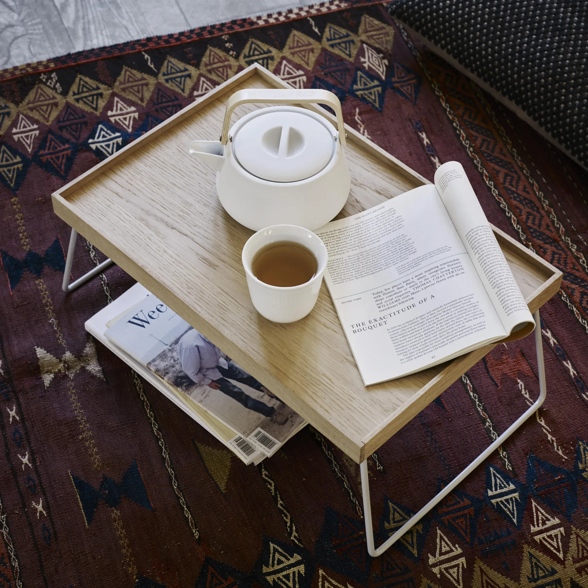 Taca do łóżka Nomad, dąb Fritz Hansen
