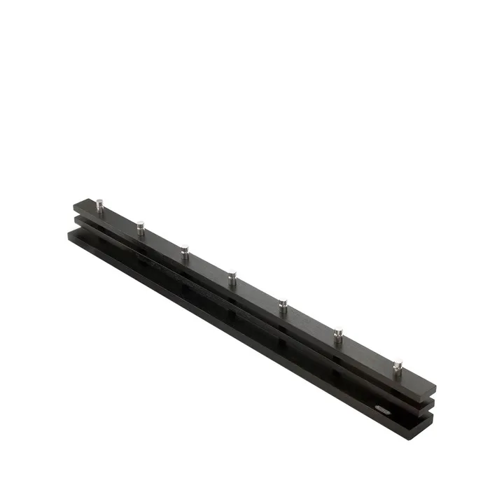 Wieszak Cutter - Dąb, bejcowany na czarno, 7 szt. gałek - Fritz Hansen