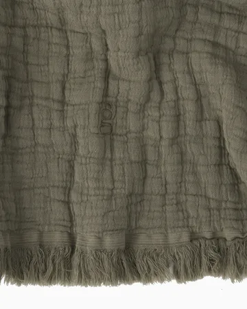 Geranium Cotton Mellow koc - 110x110 cm - Garbo&Friends