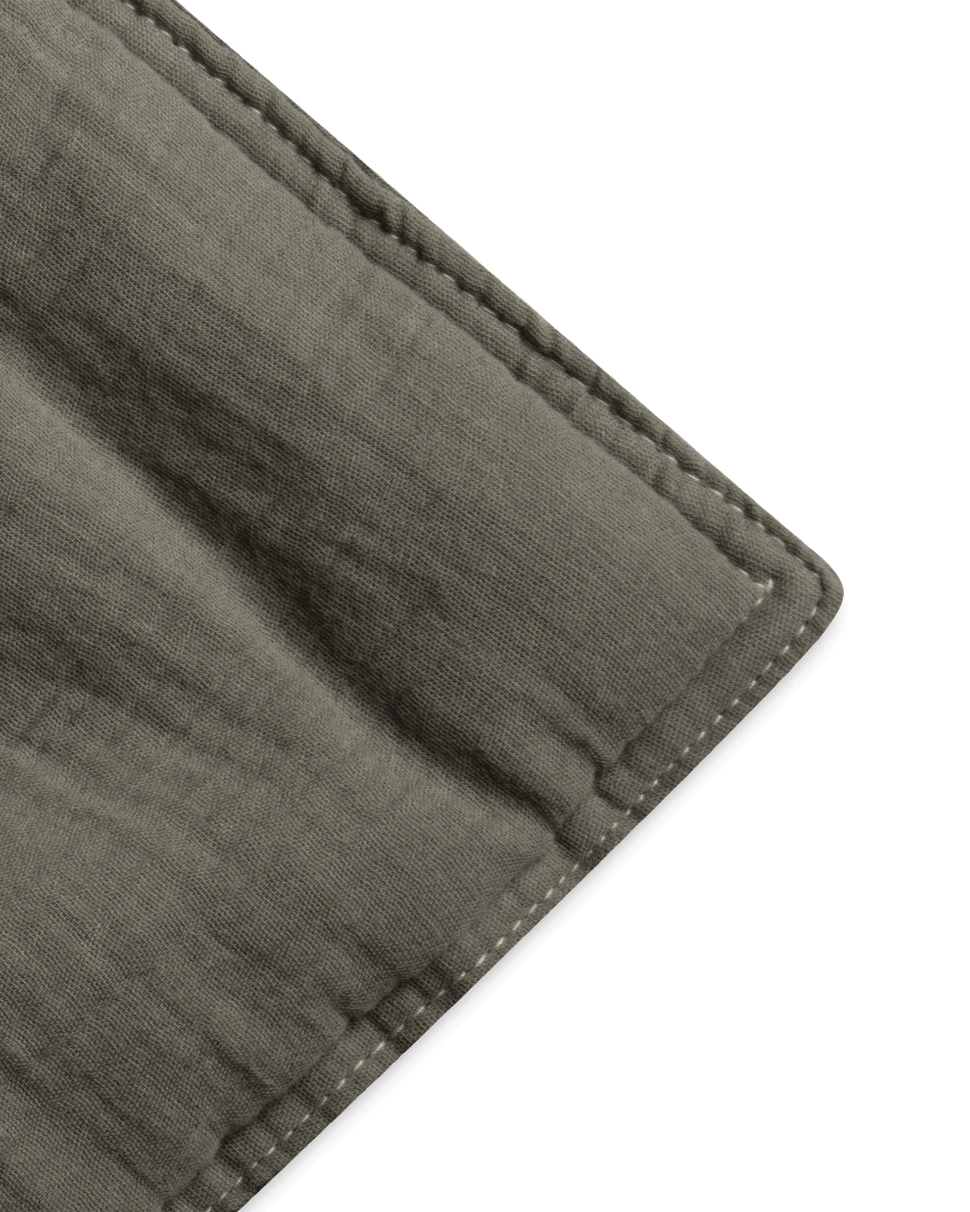 Geranium Muslin wyściełany koc, 100x140 cm Garbo&Friends