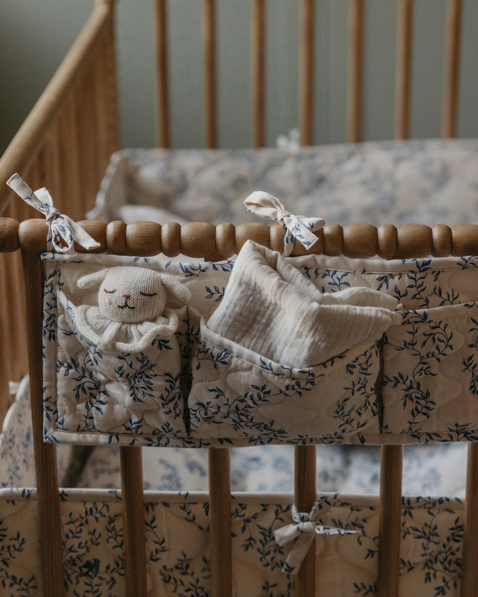 Kieszeń do łóżka Jardim Satin quiltad, 18x43 cm Garbo&Friends