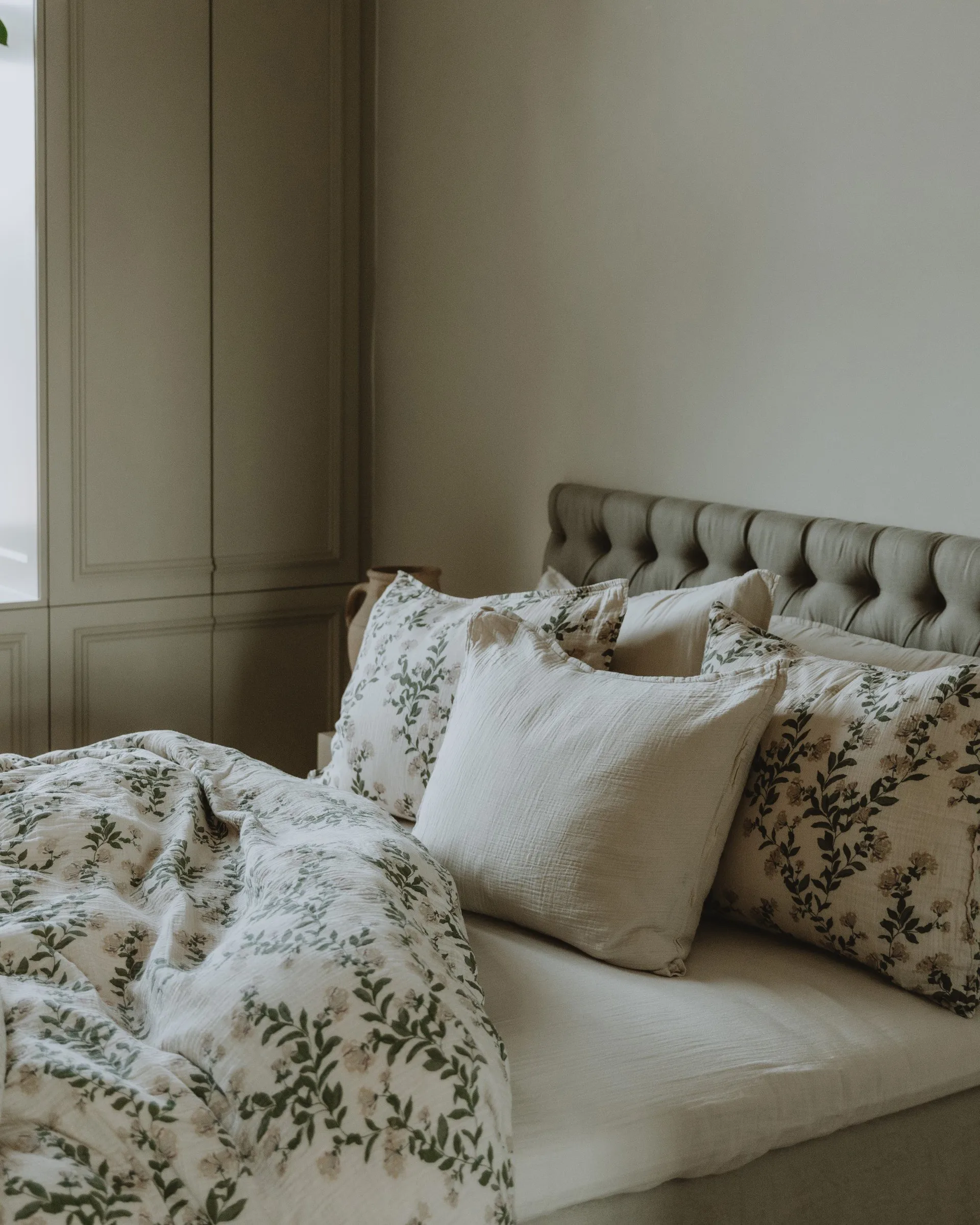 Podwójna poszwa na kołdrę Honeysuckle Muslin, 220x220 cm Garbo&Friends