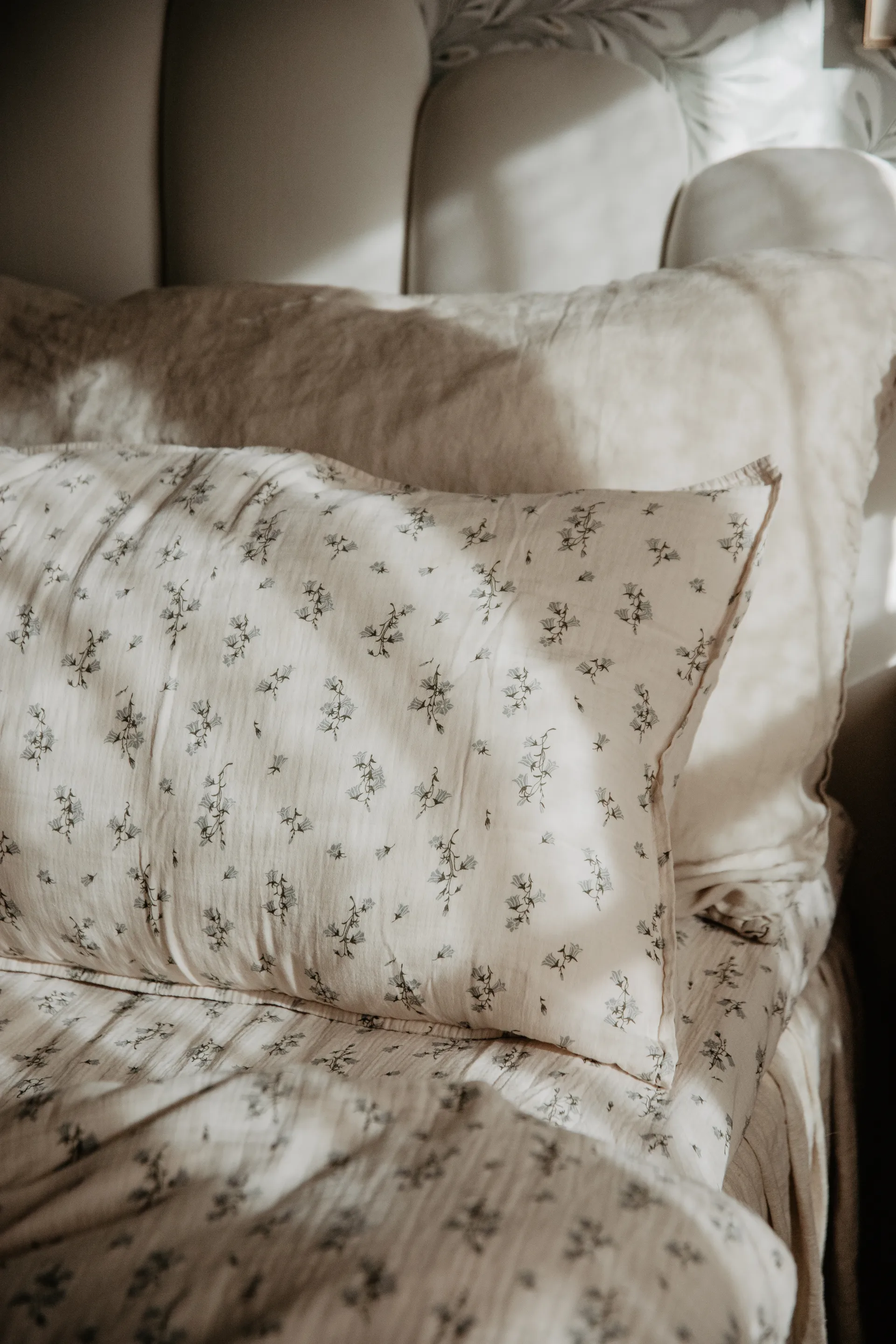 Poszewka na poduszkę Bluebell Muslin, 50x90 cm Garbo&Friends