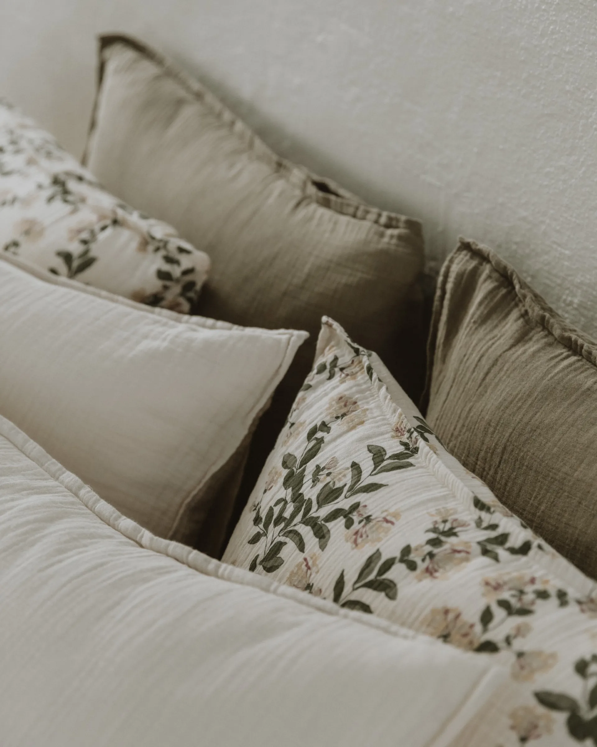 Poszewka na poduszkę Geranium Muslin, 50x60 cm Garbo&Friends