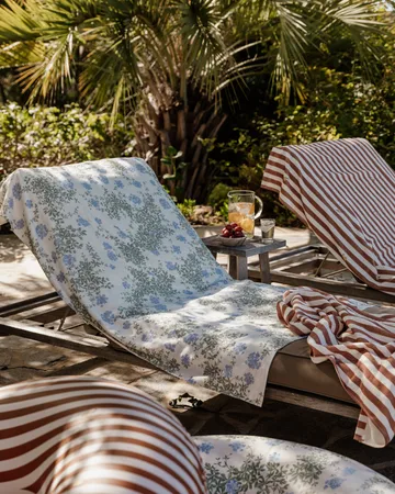 Ręcznik kąpielowy Plumbago Terry - 70x140 cm - Garbo&Friends