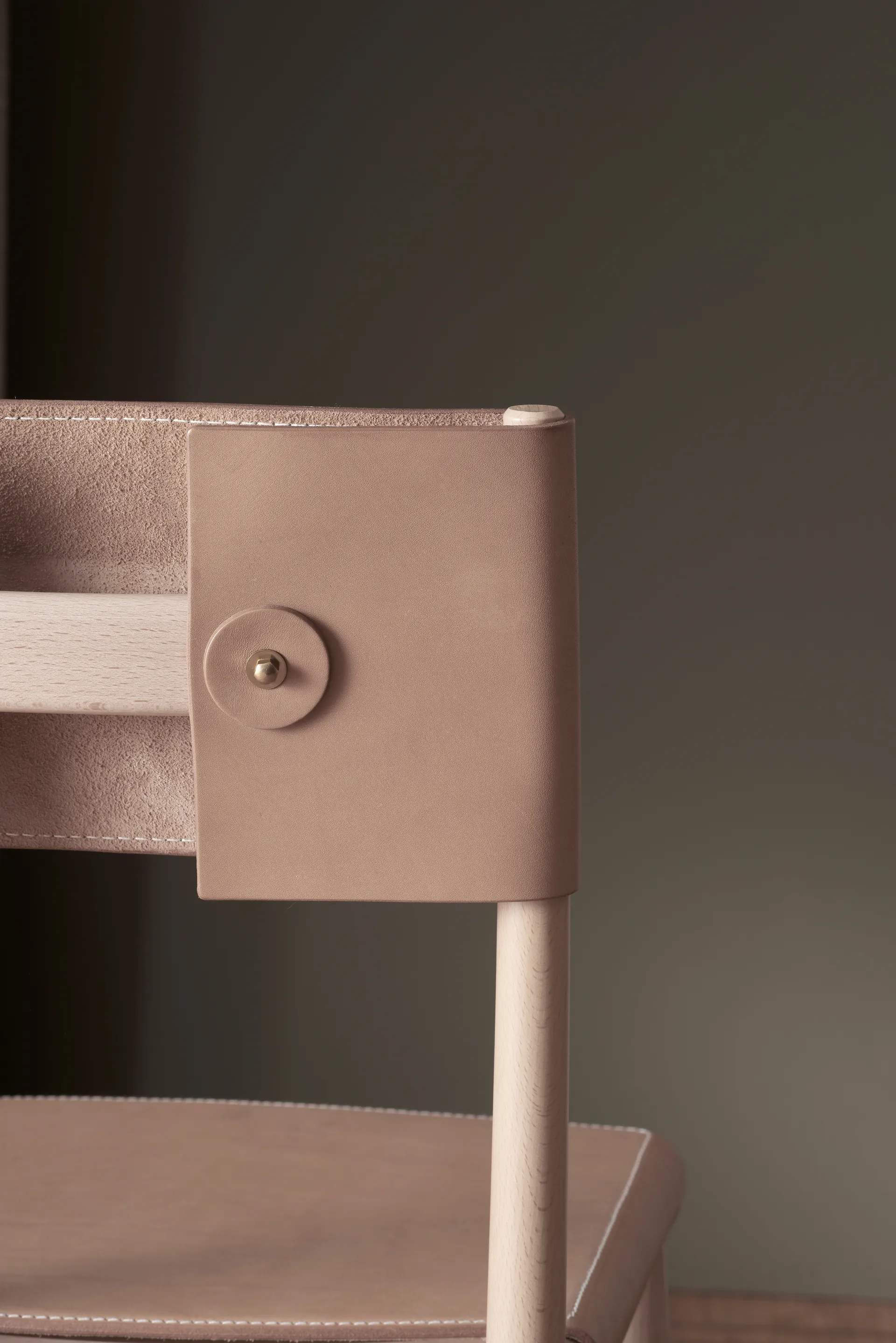 Krzesło Madonna, Buk-natural-skóra Tärnsjö natur Gärsnäs