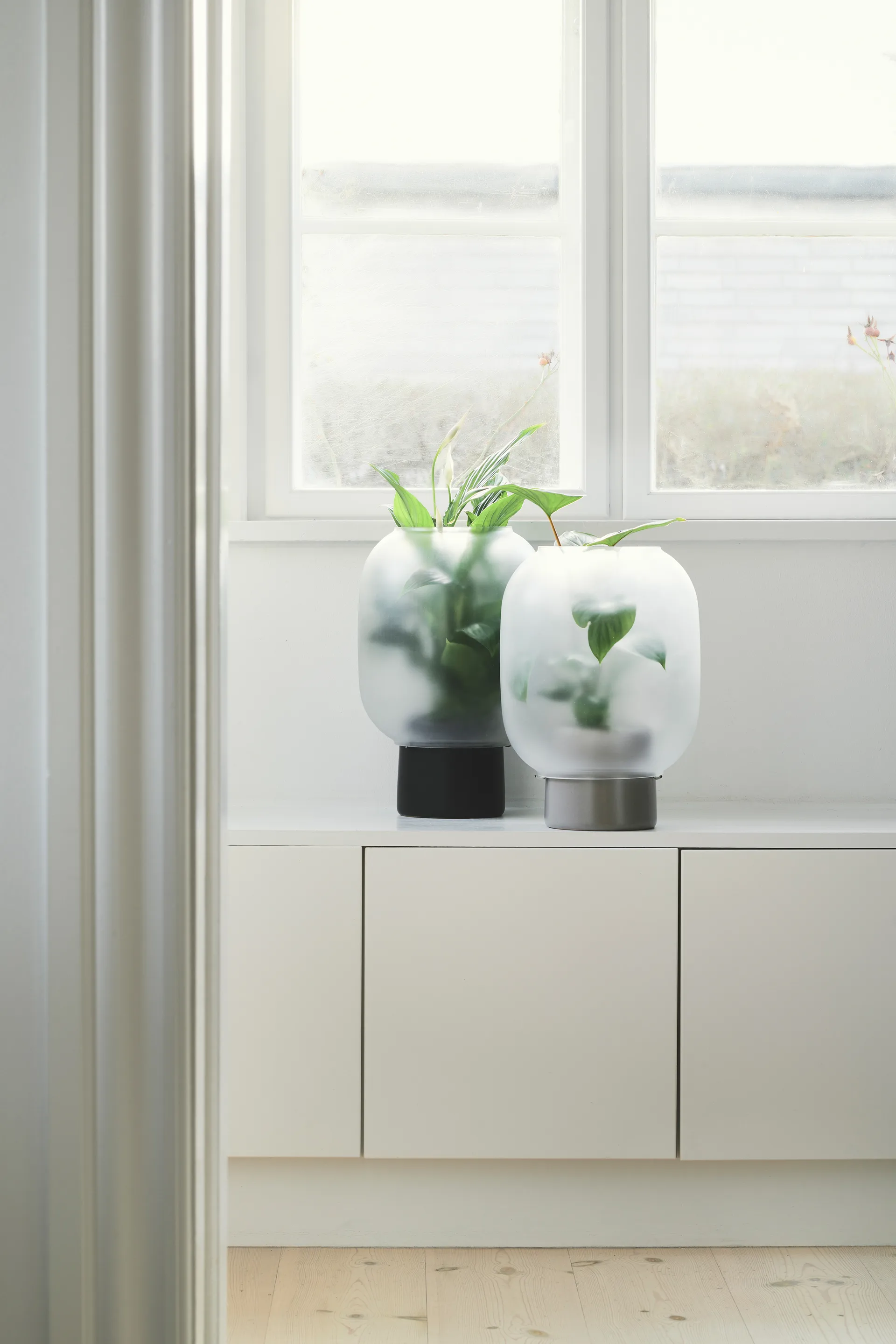 Doniczka z matowego szkła Nebl Ø26 cm, Czarny Gejst