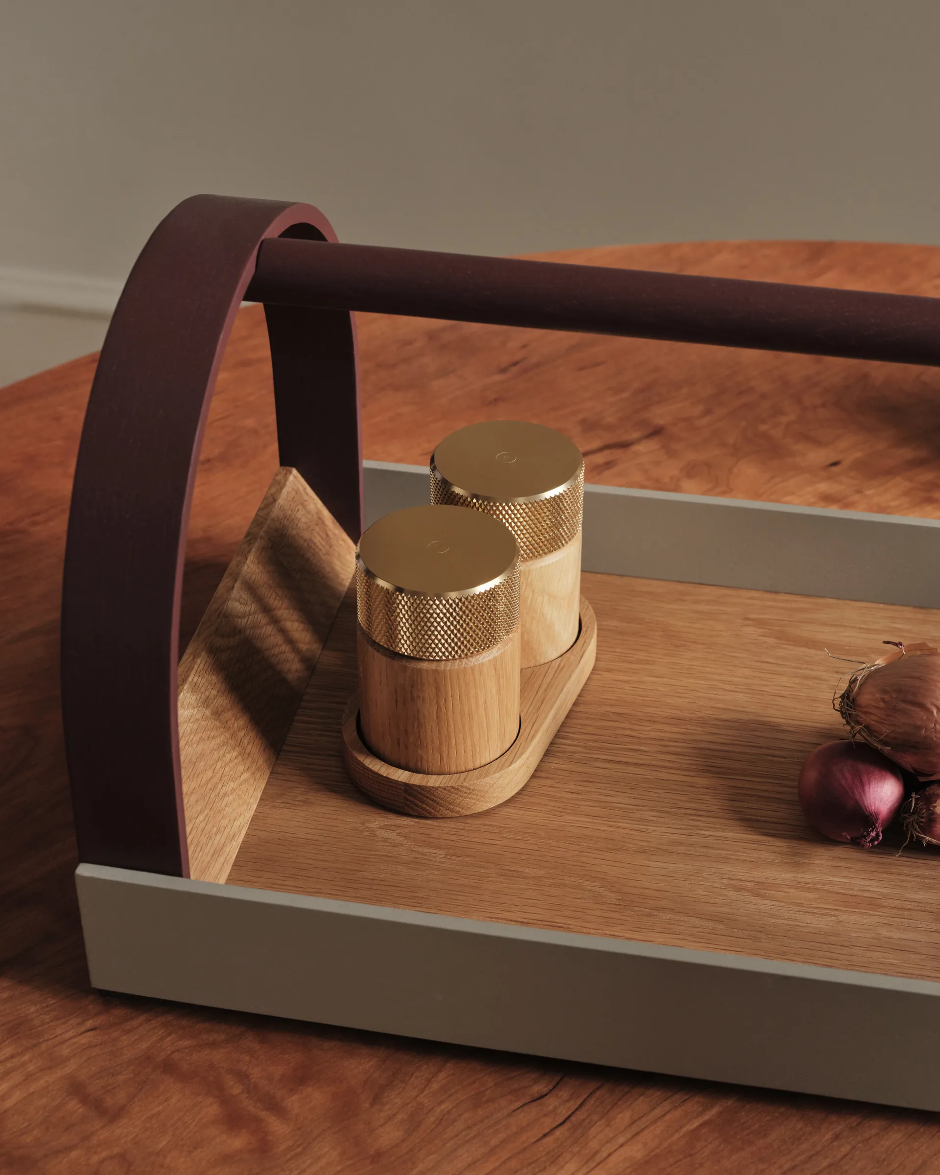 Młynek do soli i pieprzu Sina 6 cm, Dąb-mosiądz Gejst