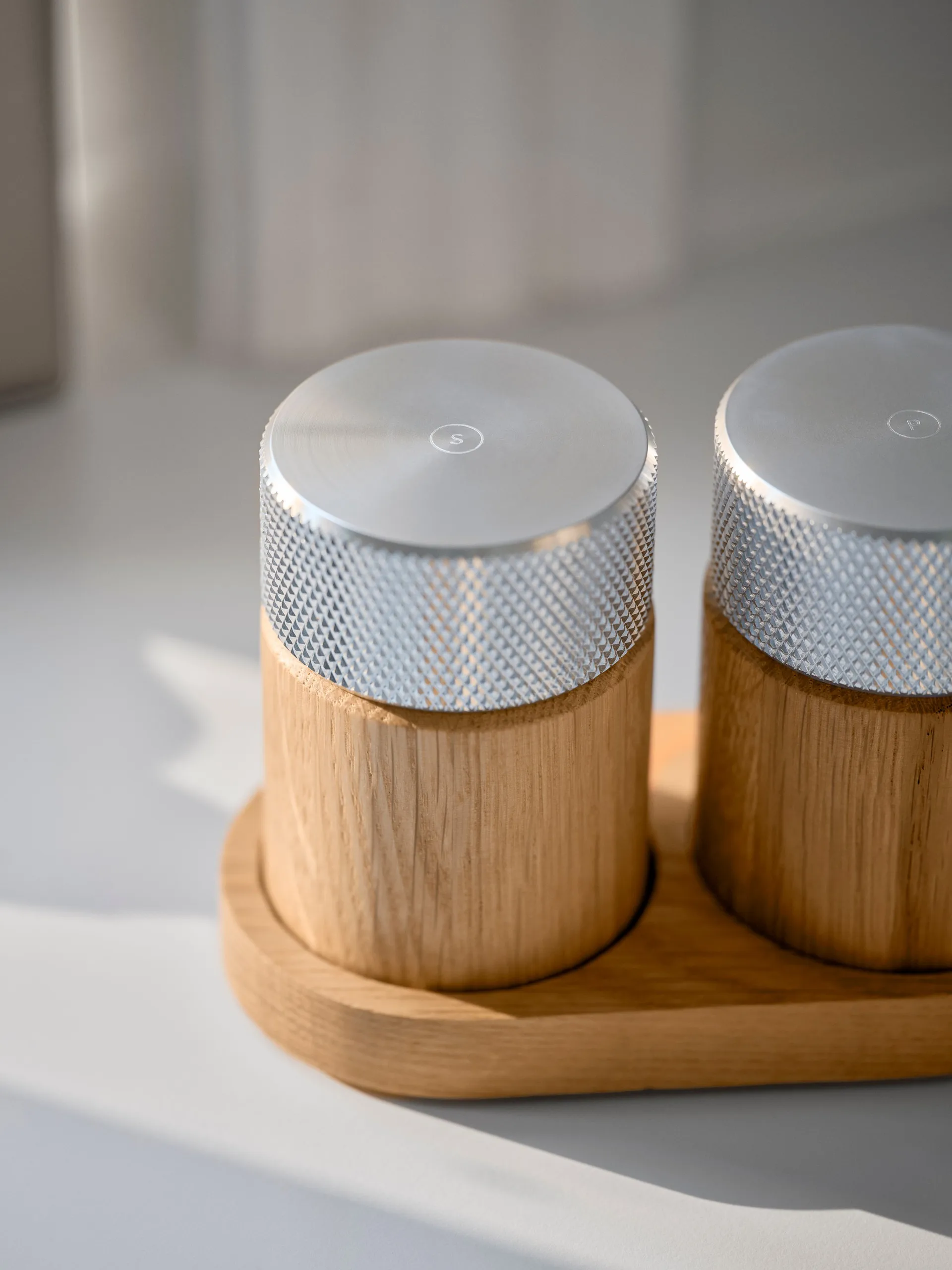 Młynek do soli i pieprzu Sina 6 cm, Dąb-stal Gejst