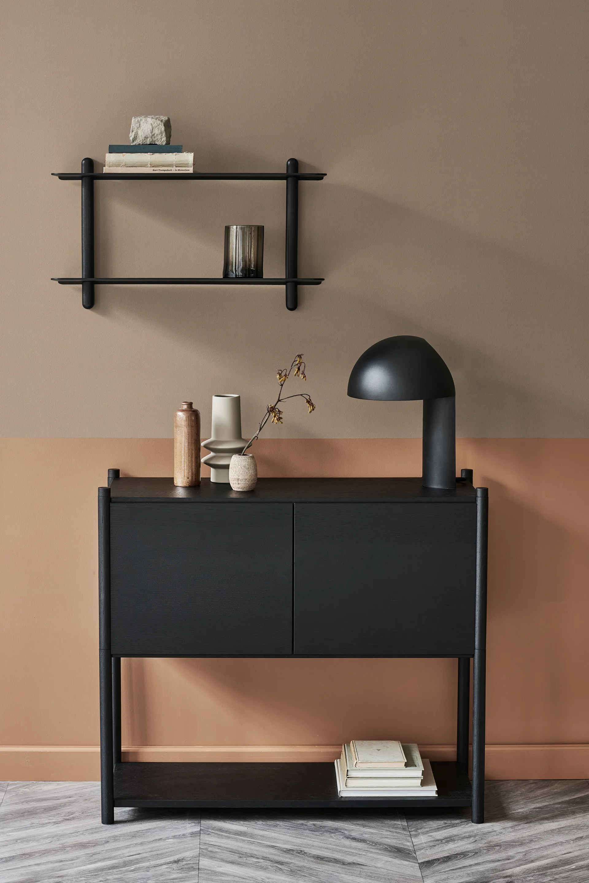 Półka Nivo F duża, Jesion bejcowany na czarno-czarny Gejst