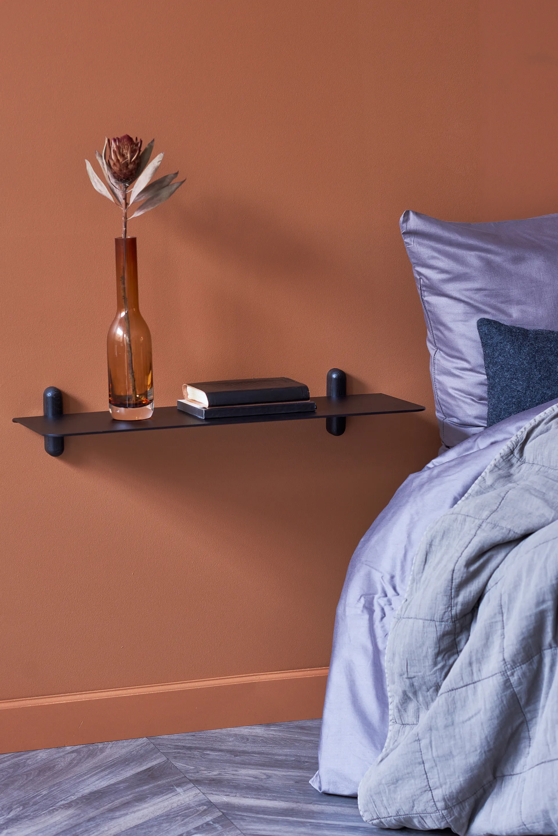 Półka Nivo G duża, Jesion bejcowany na czarno-czarny Gejst