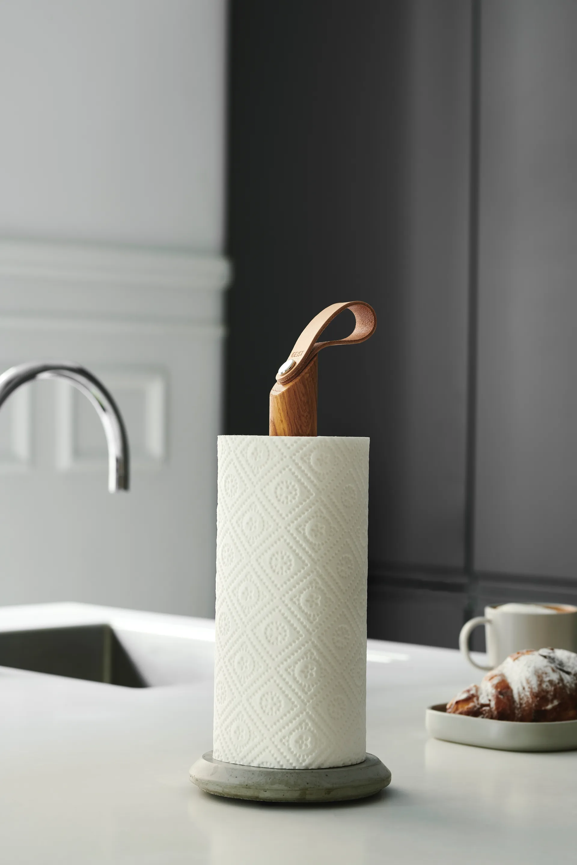 Stojak na ręcznik papierowy Grab, Dąb Gejst