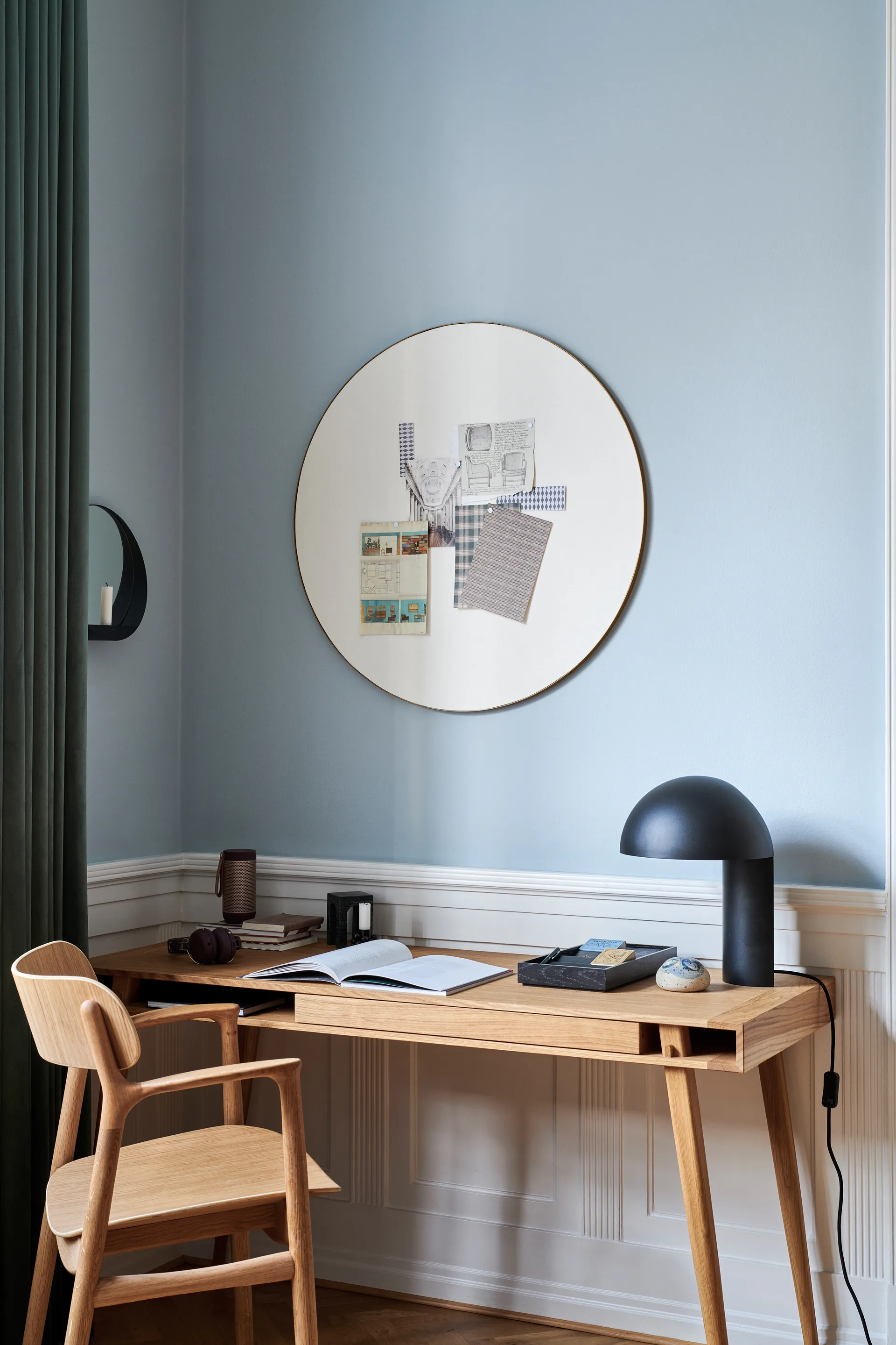 Tablica ścienna Retell Ø80 cm, Biały-mosiądz Gejst