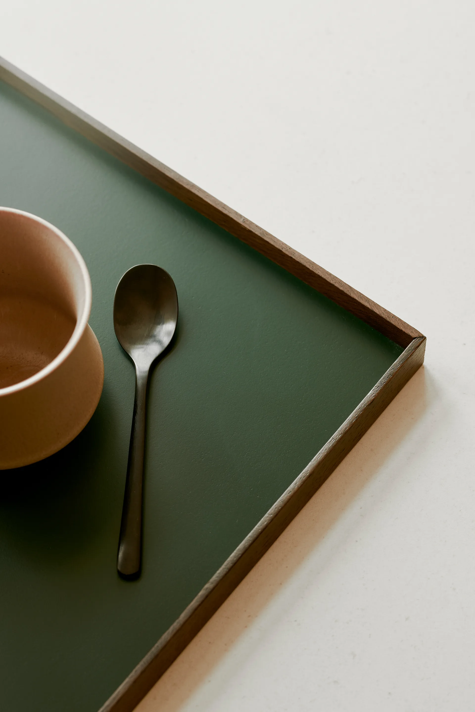 Taca duża Frame 35,5x50,6 cm, Wędzony dąb-zielony Gejst