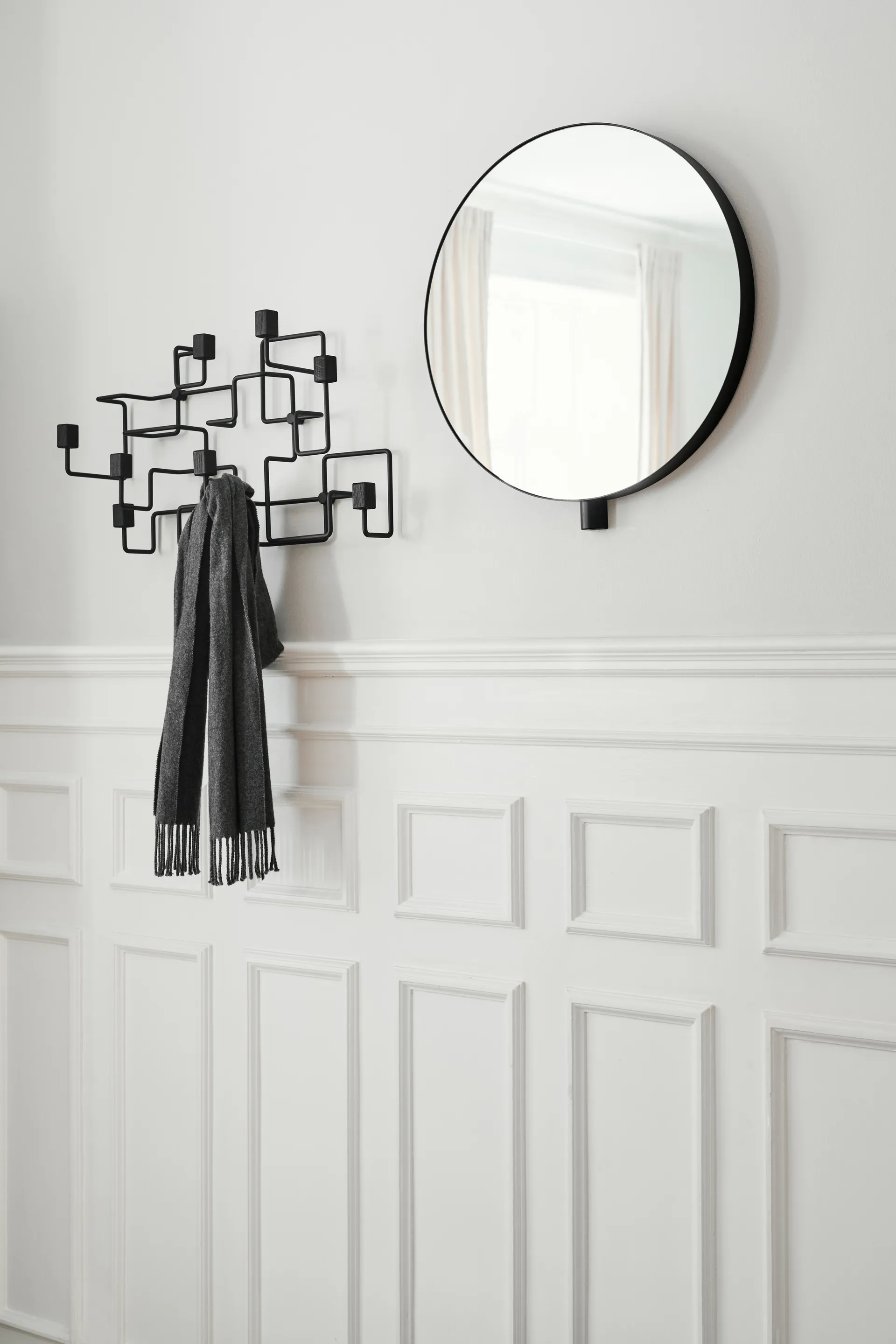 Wieszak na ubrania Underground, Czarny-dąb bejcowany na czarno Gejst