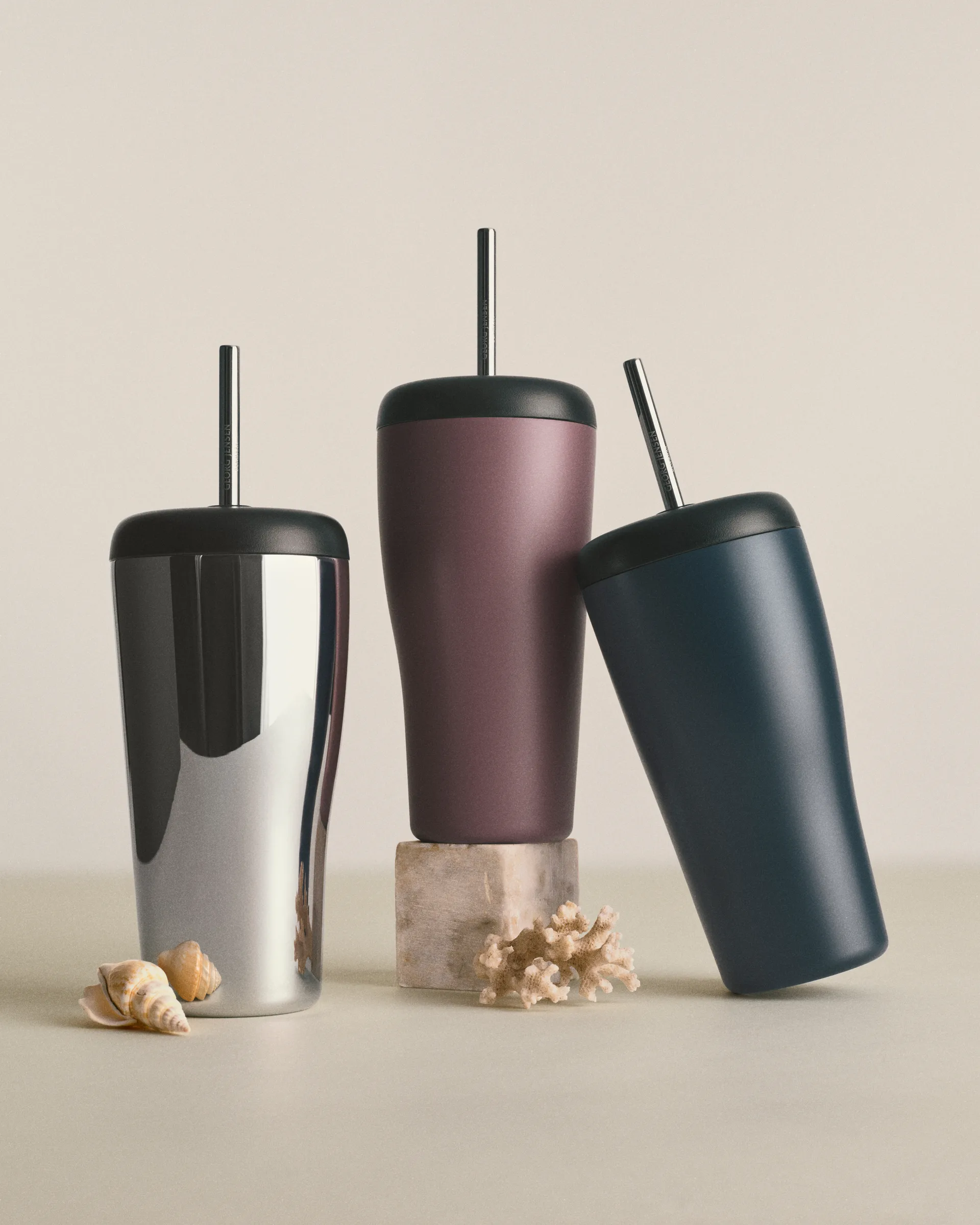 Sky kubek termiczny ze słomką 400 ml, Niebieski Georg Jensen