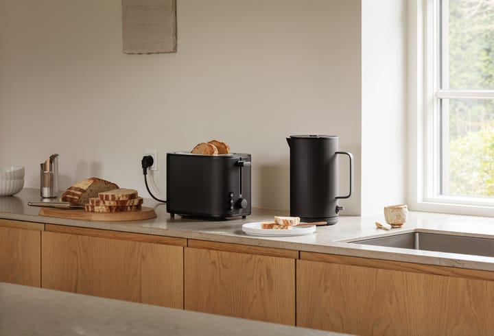 Toster Bernadotte, Czarny Georg Jensen