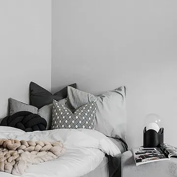 Ghost lampa stołowa - beige, jasne szkło - Globen Lighting