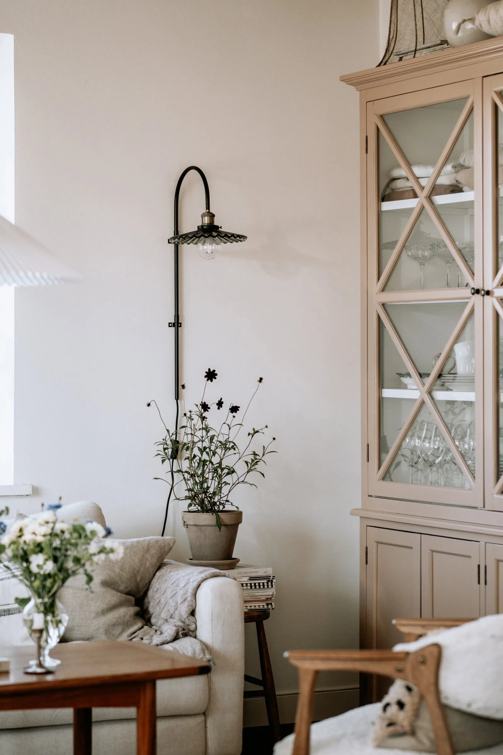 Kinkiet Cobbler 75 cm, Dym Globen Lighting