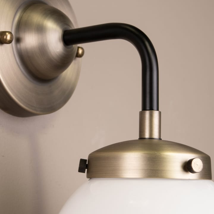 Lampa ścienna Alley 1 IP44, Mosiądz postarzany-biały Globen Lighting