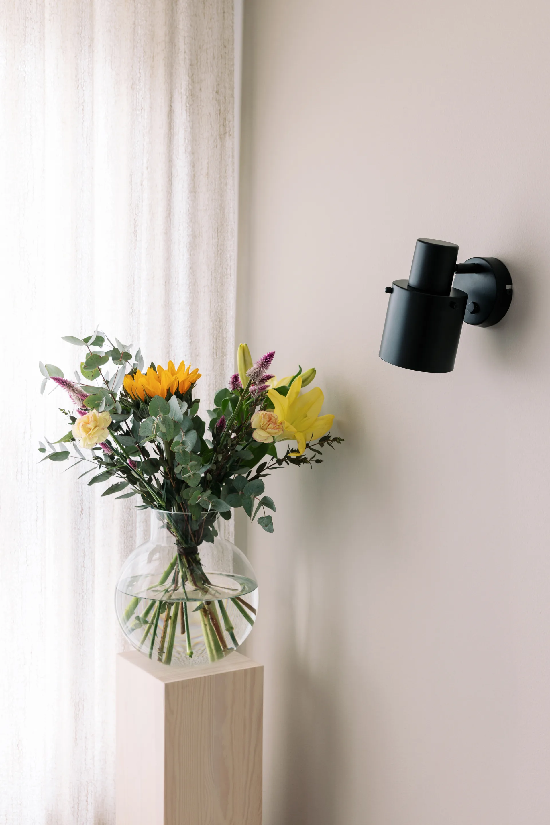 Lampa ścienna Clark 1, Czarny Globen Lighting