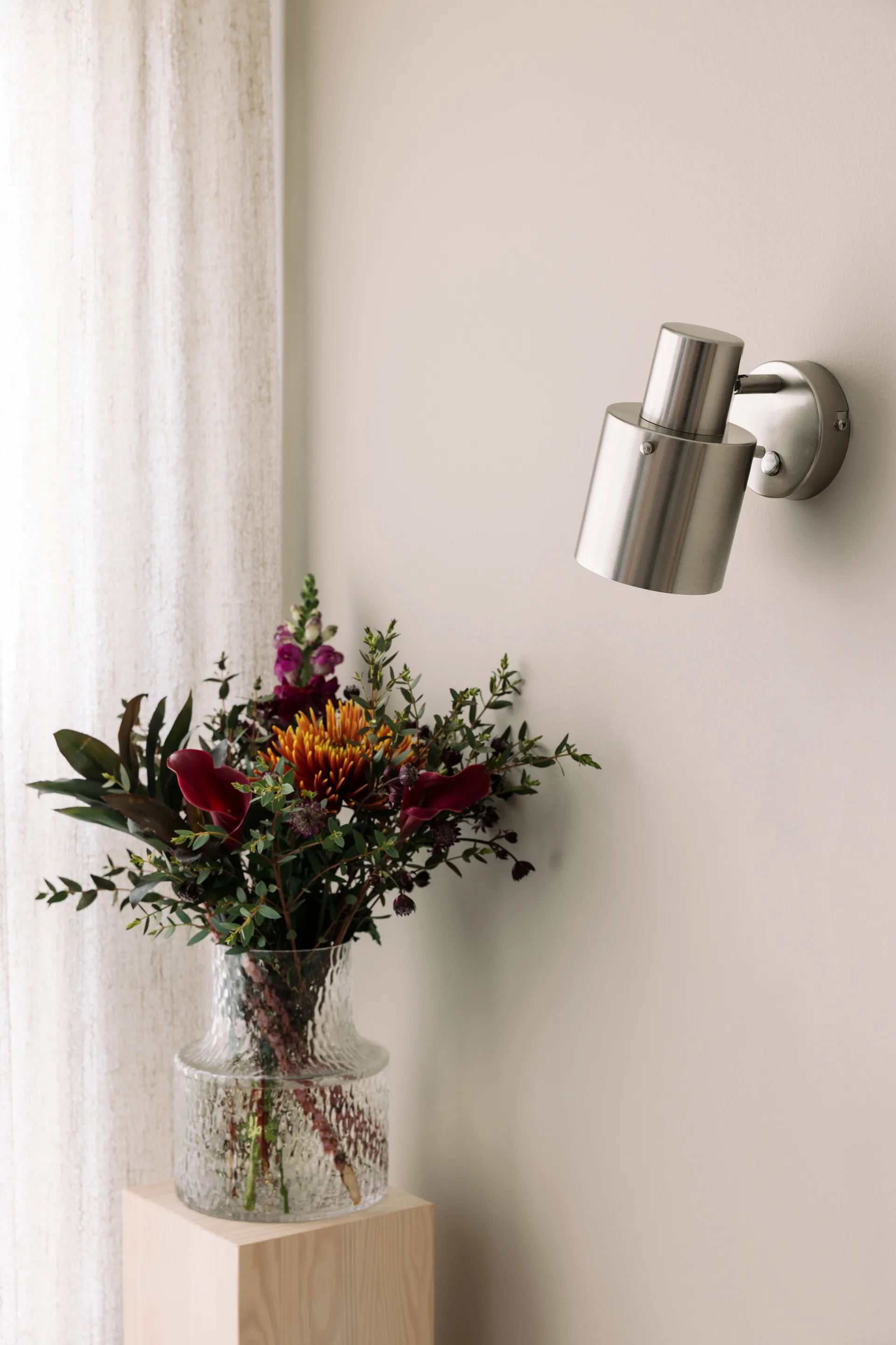 Lampa ścienna Clark 1, Szczotkowana stal Globen Lighting