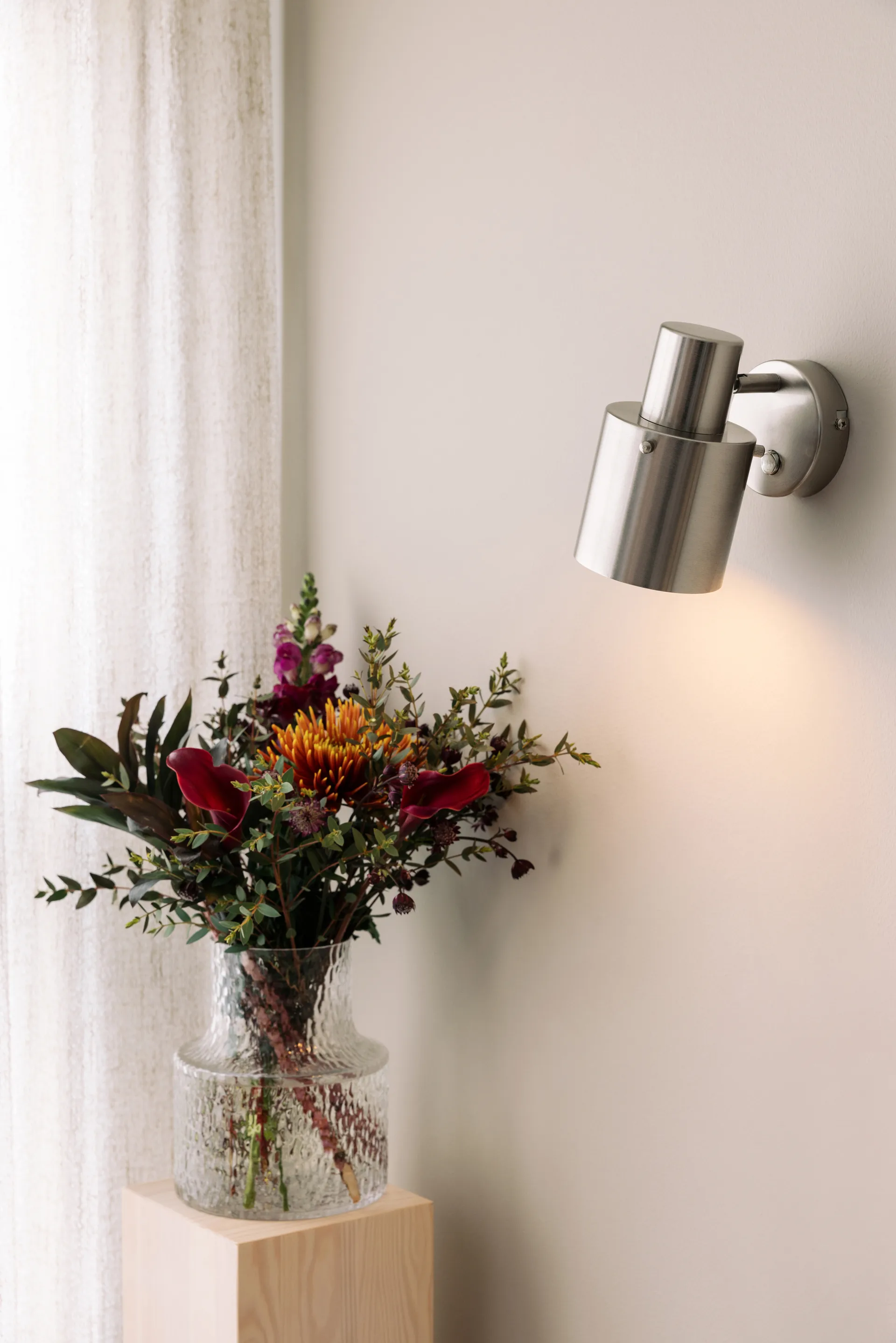 Lampa ścienna Clark 1, Szczotkowana stal Globen Lighting