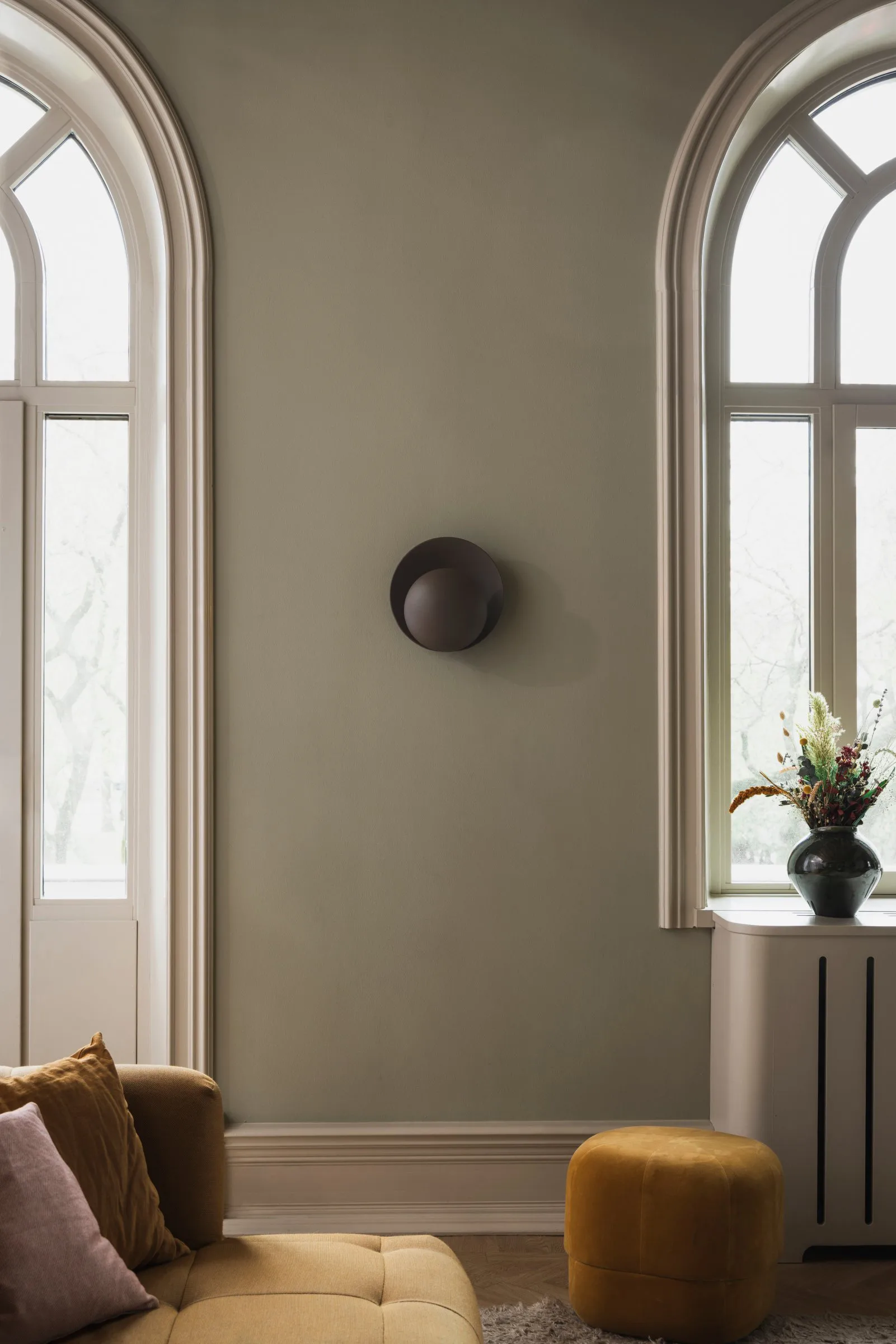 Lampa ścienna Orbit, Mocha Globen Lighting