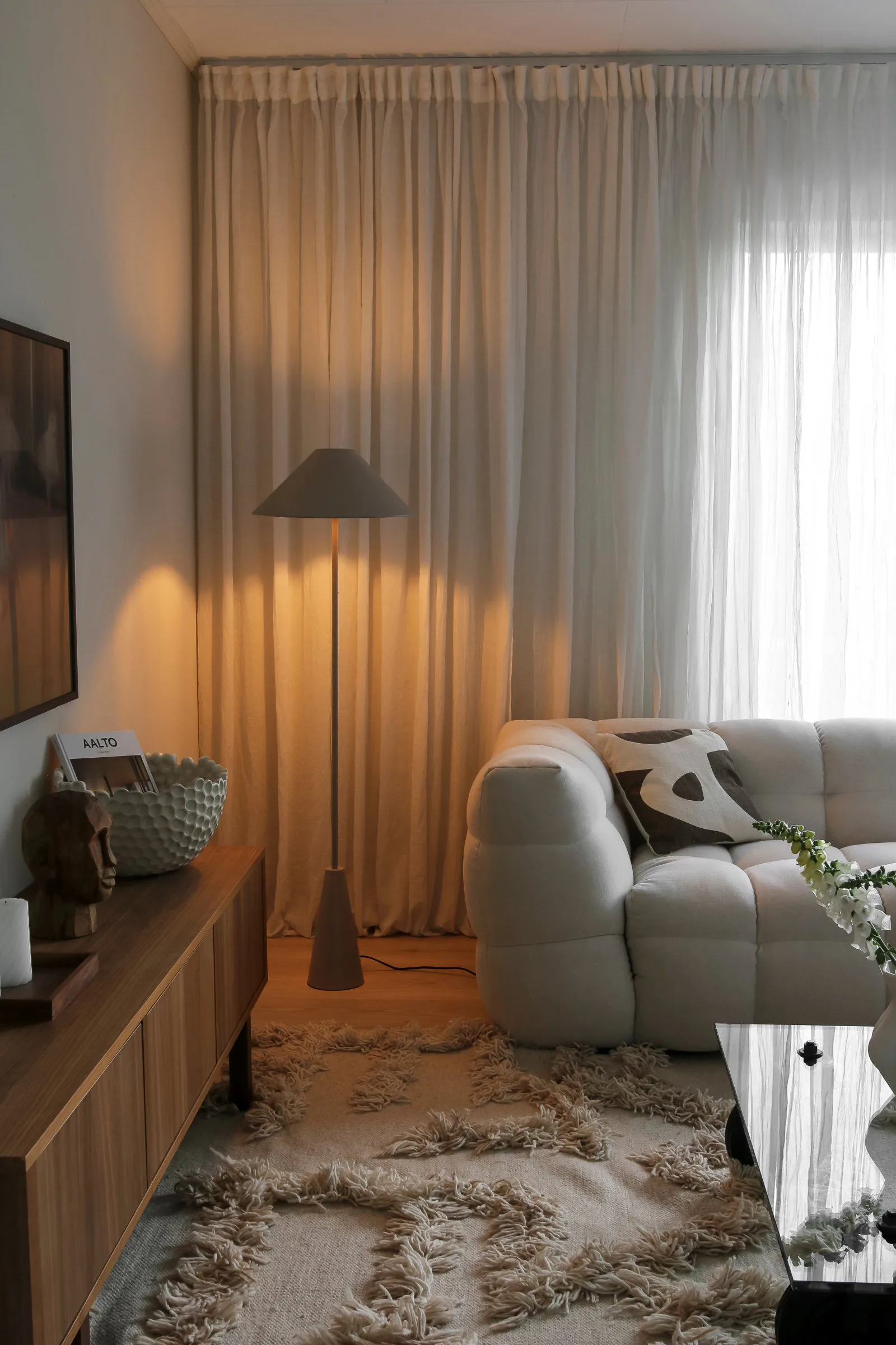 Lampa stojąca Cannes 140 cm, Mud Globen Lighting