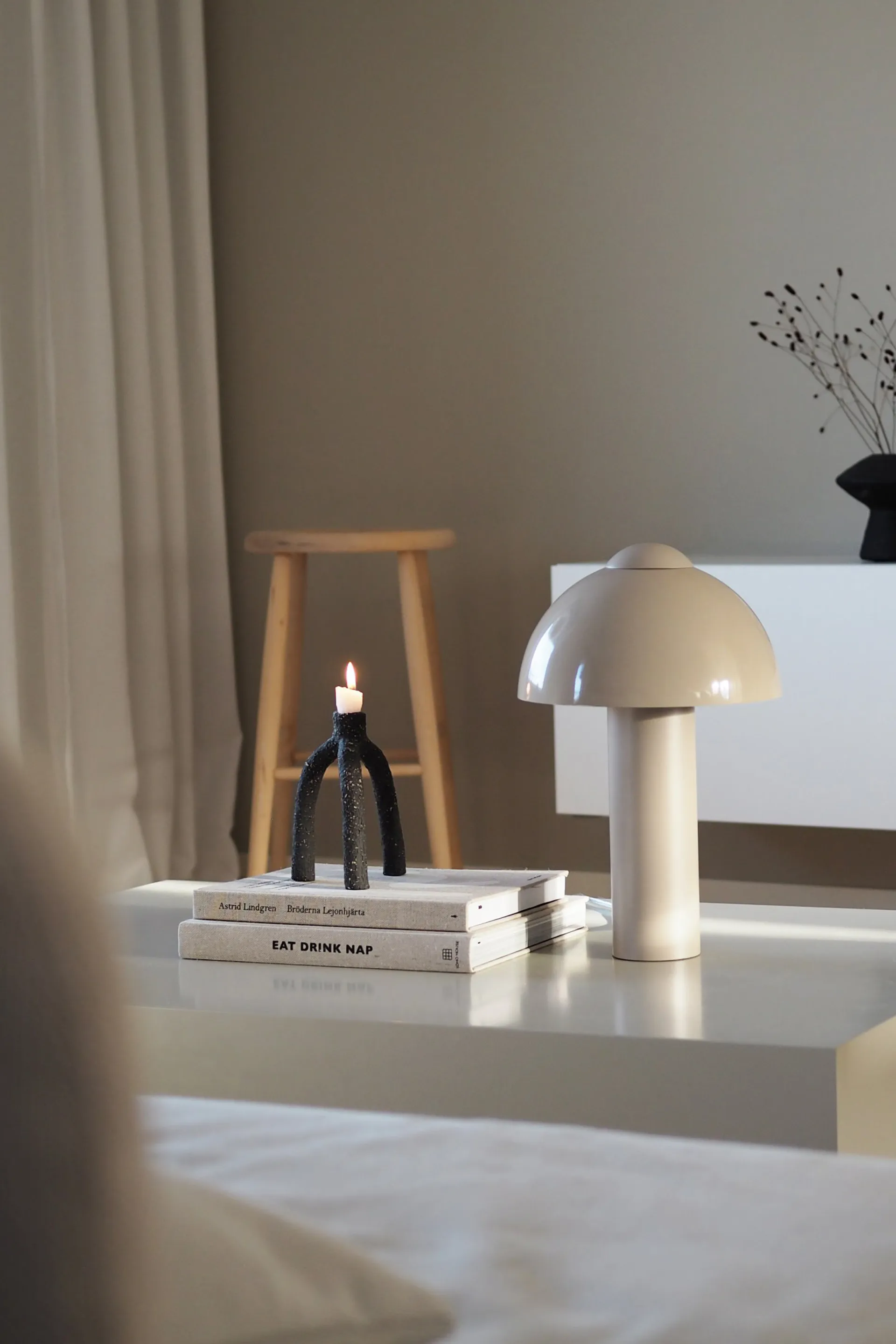 Lampa stołowa Buddy 23, 36 cm, Piaskowy Globen Lighting