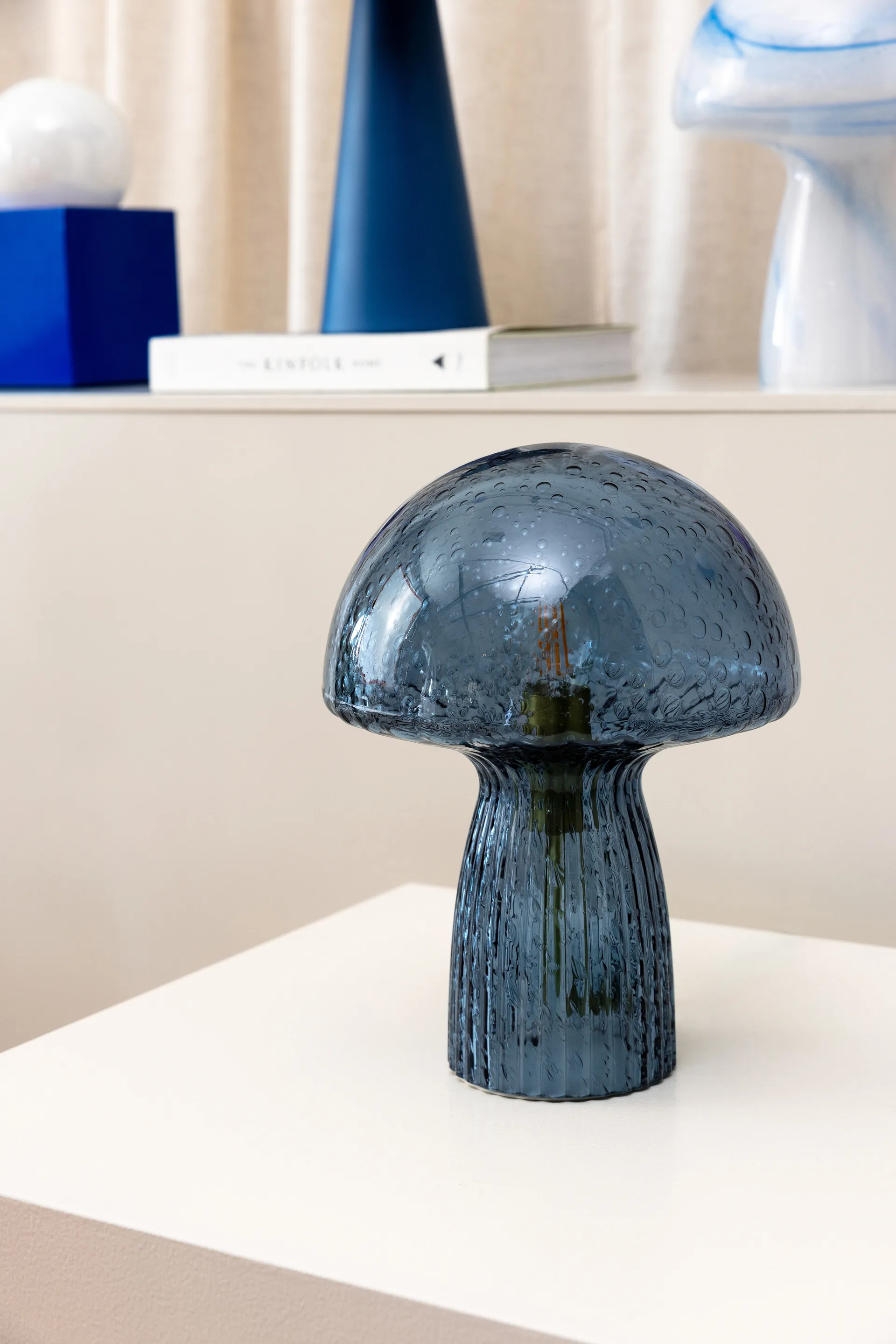 Lampa stołowa Fungo 22 Special Edition, Niebieski Globen Lighting