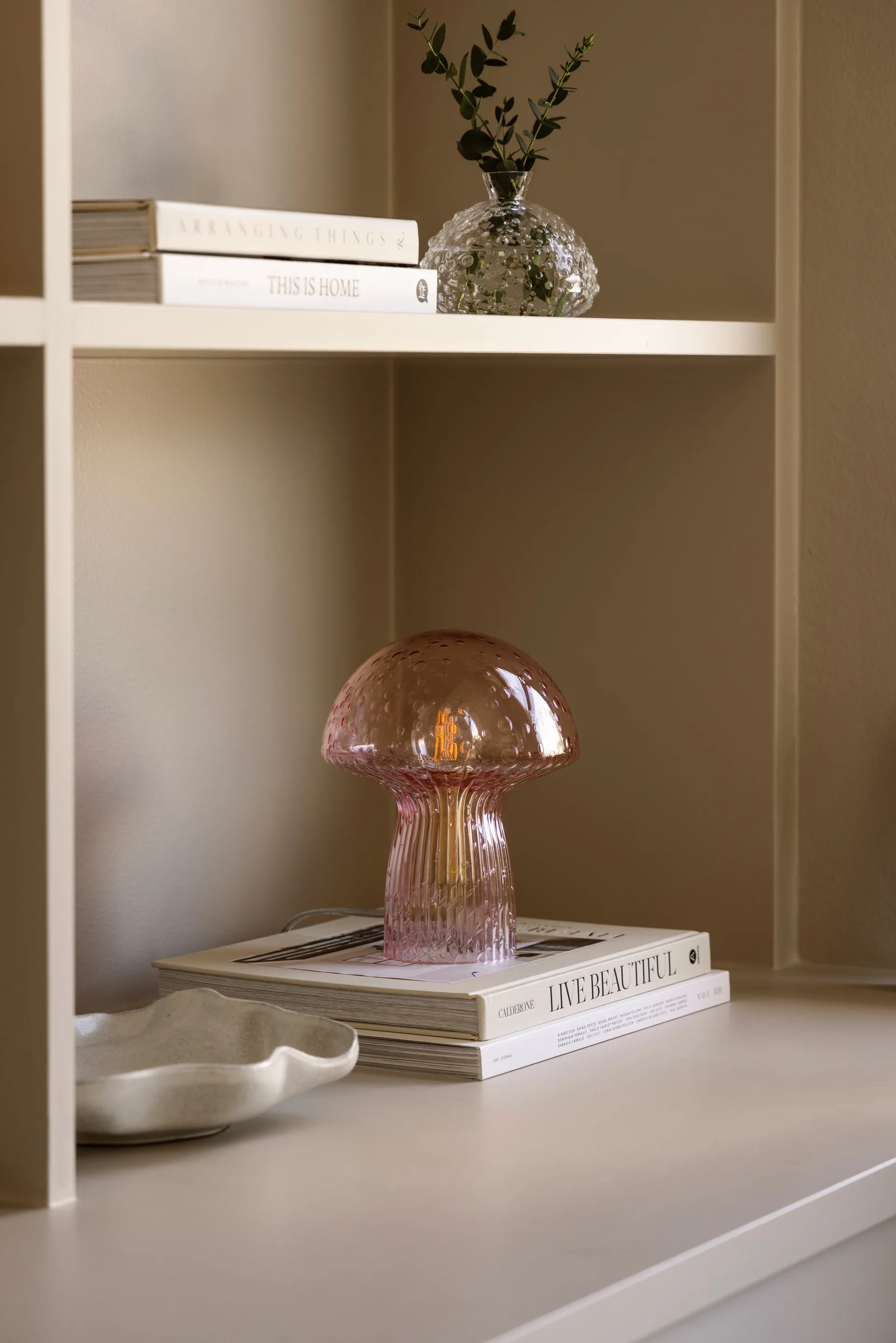 Lampa stołowa Fungo, edycja specjalna, różowa, Ø16 cm, W: 20 cm Globen Lighting