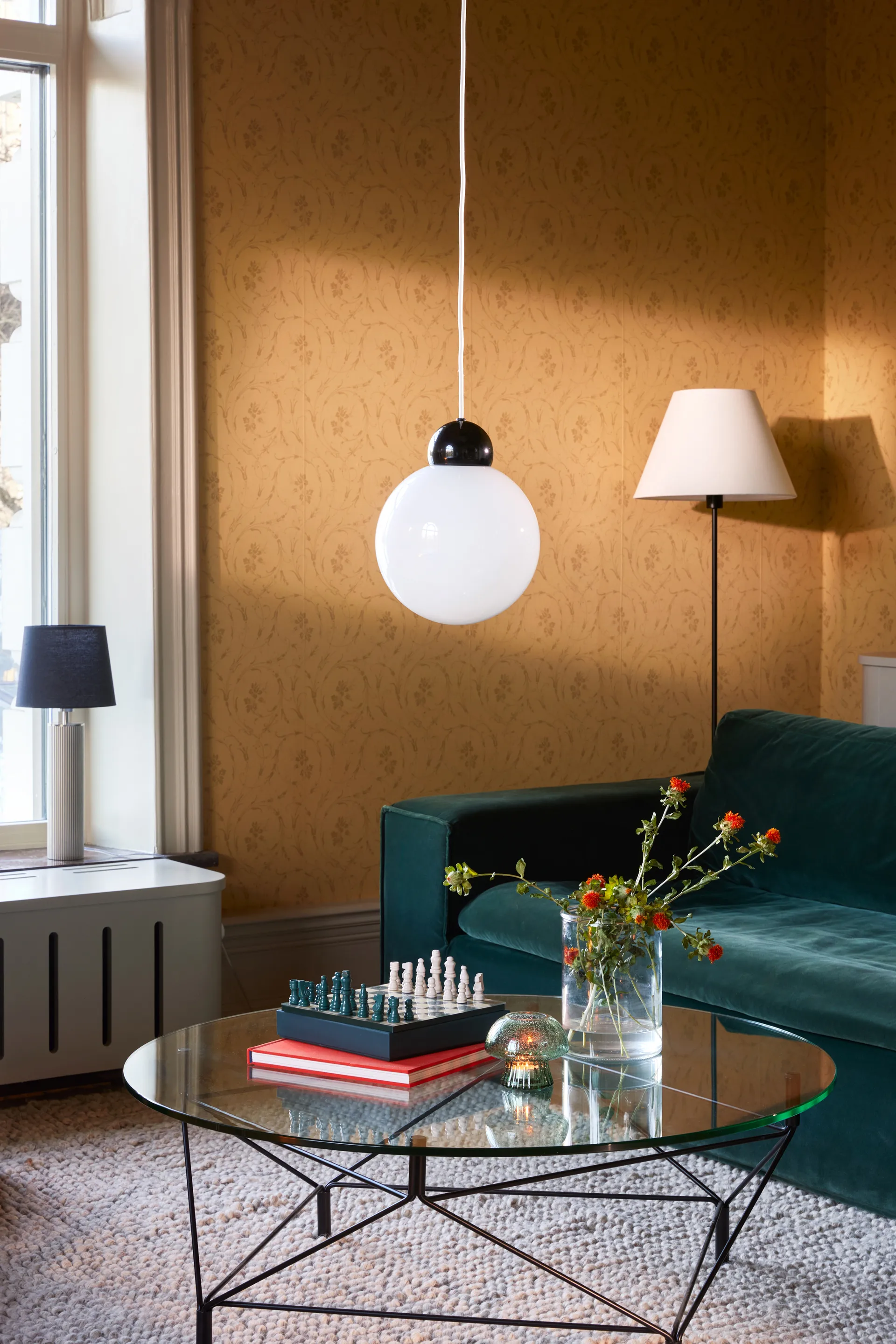 Lampa stołowa Rib 8, Szczotkowana stal Globen Lighting