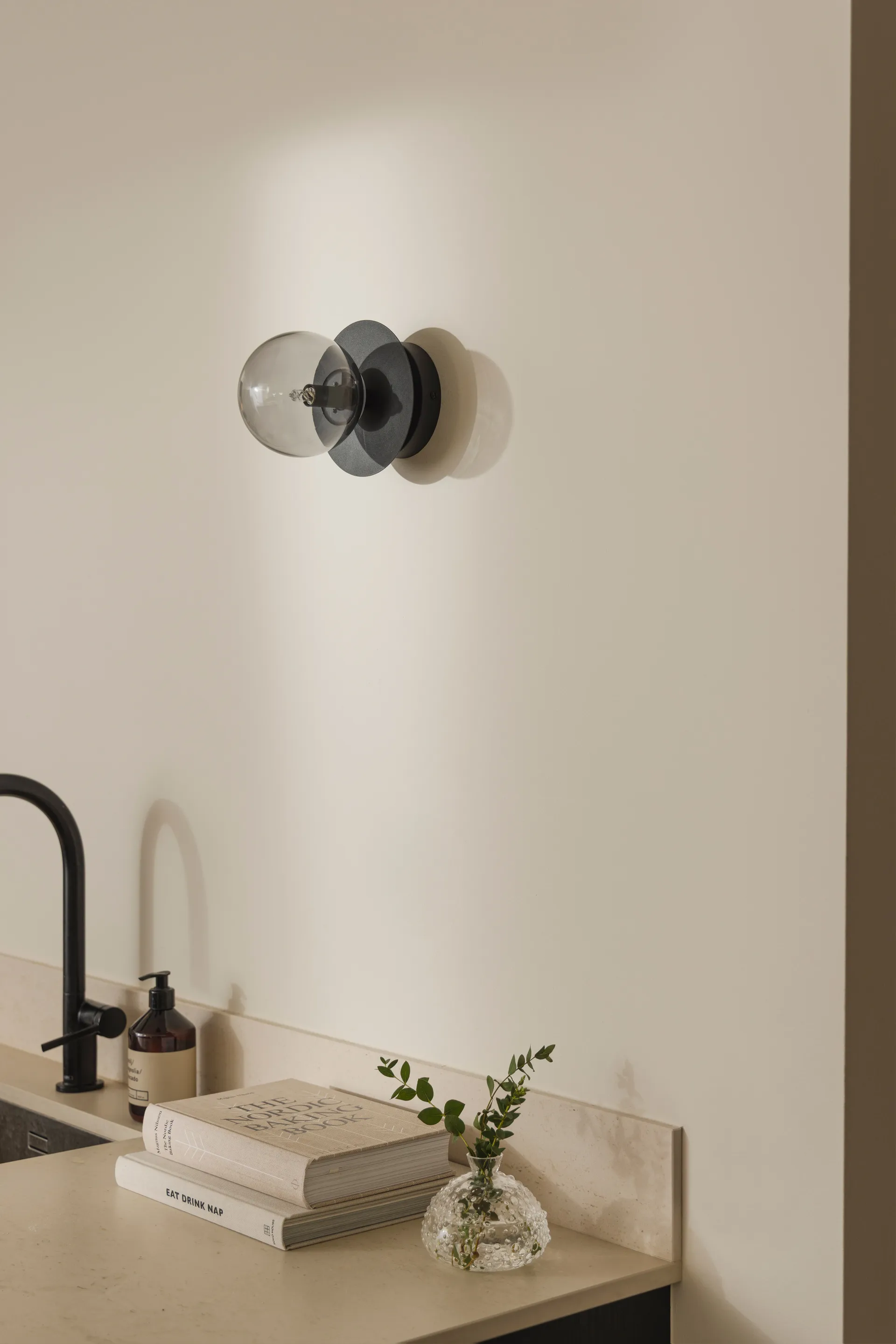 Plafon Art Deco, Czarny-przydymiony Globen Lighting