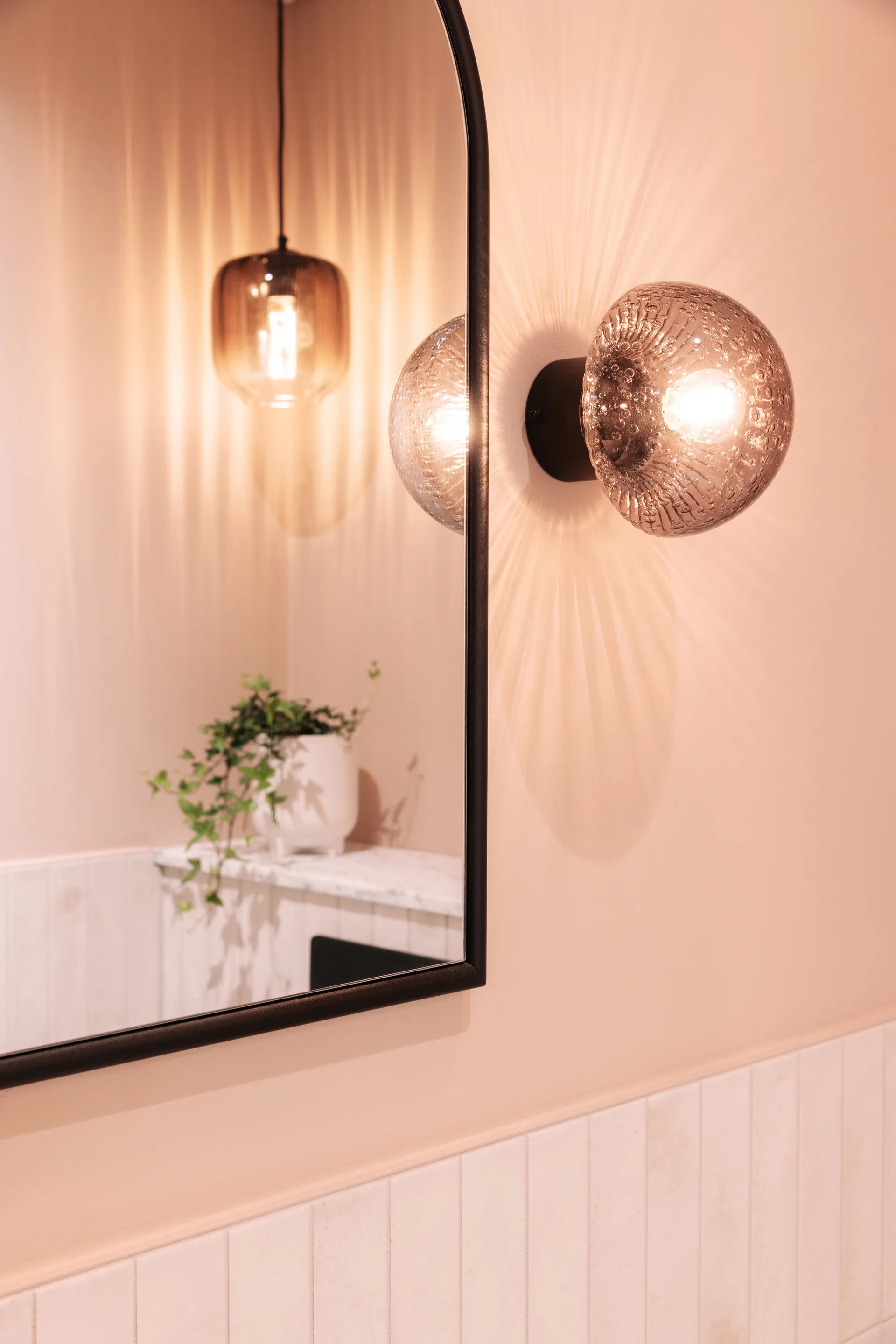 Plafon Fungo Ø16 cm, Dymno-czarny Globen Lighting