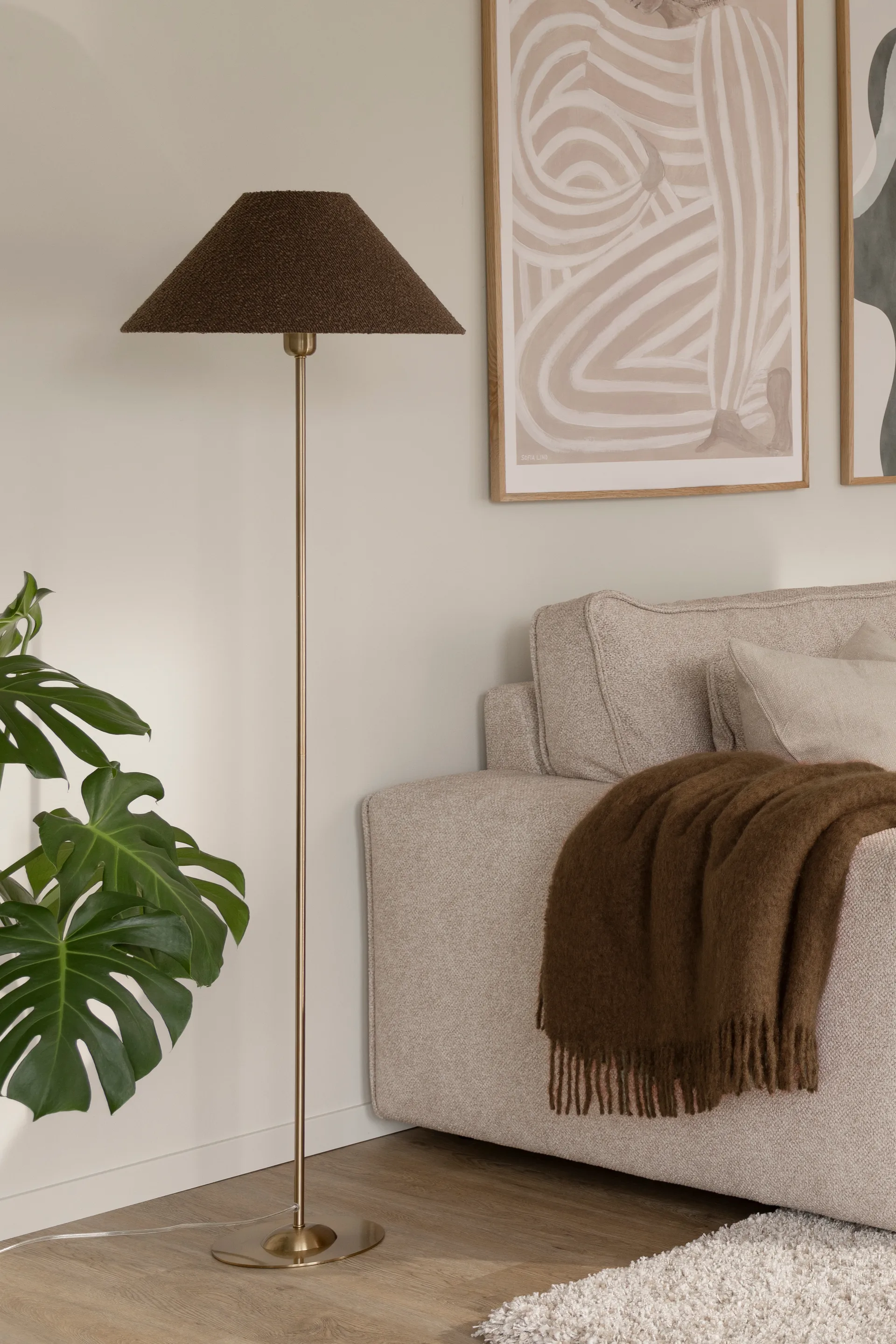 Podstawa lampy podłogowej Iris, Szczotkowany mosiądz Globen Lighting
