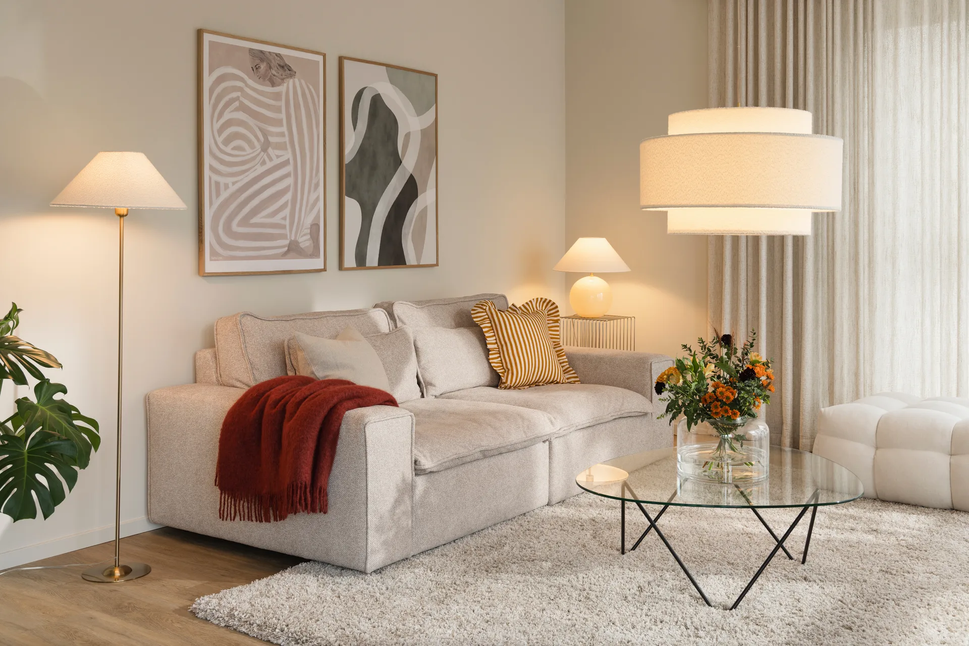 Podstawa lampy podłogowej Iris, Szczotkowany mosiądz Globen Lighting