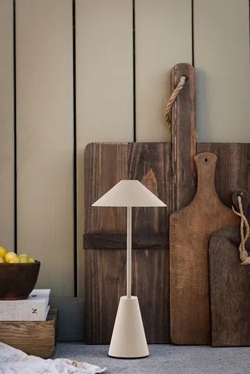 Przenośna lampa stołowa Cannes 32 - Mud - Globen Lighting